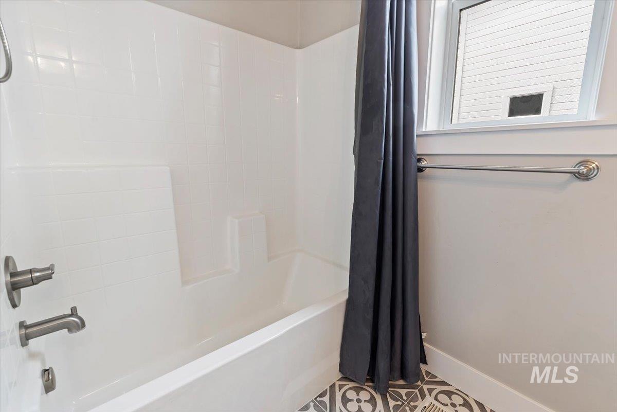 4112 W Everest St, Meridian, Idaho 83646, 3 Bedrooms, 2 Bathrooms, Residential For Sale, Price $614,999, 98978536