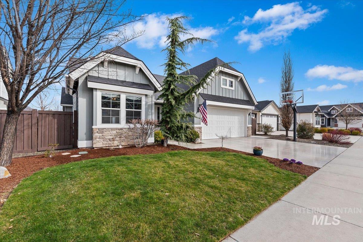 4112 W Everest St, Meridian, Idaho 83646, 3 Bedrooms, 2 Bathrooms, Residential For Sale, Price $614,999, 98978536