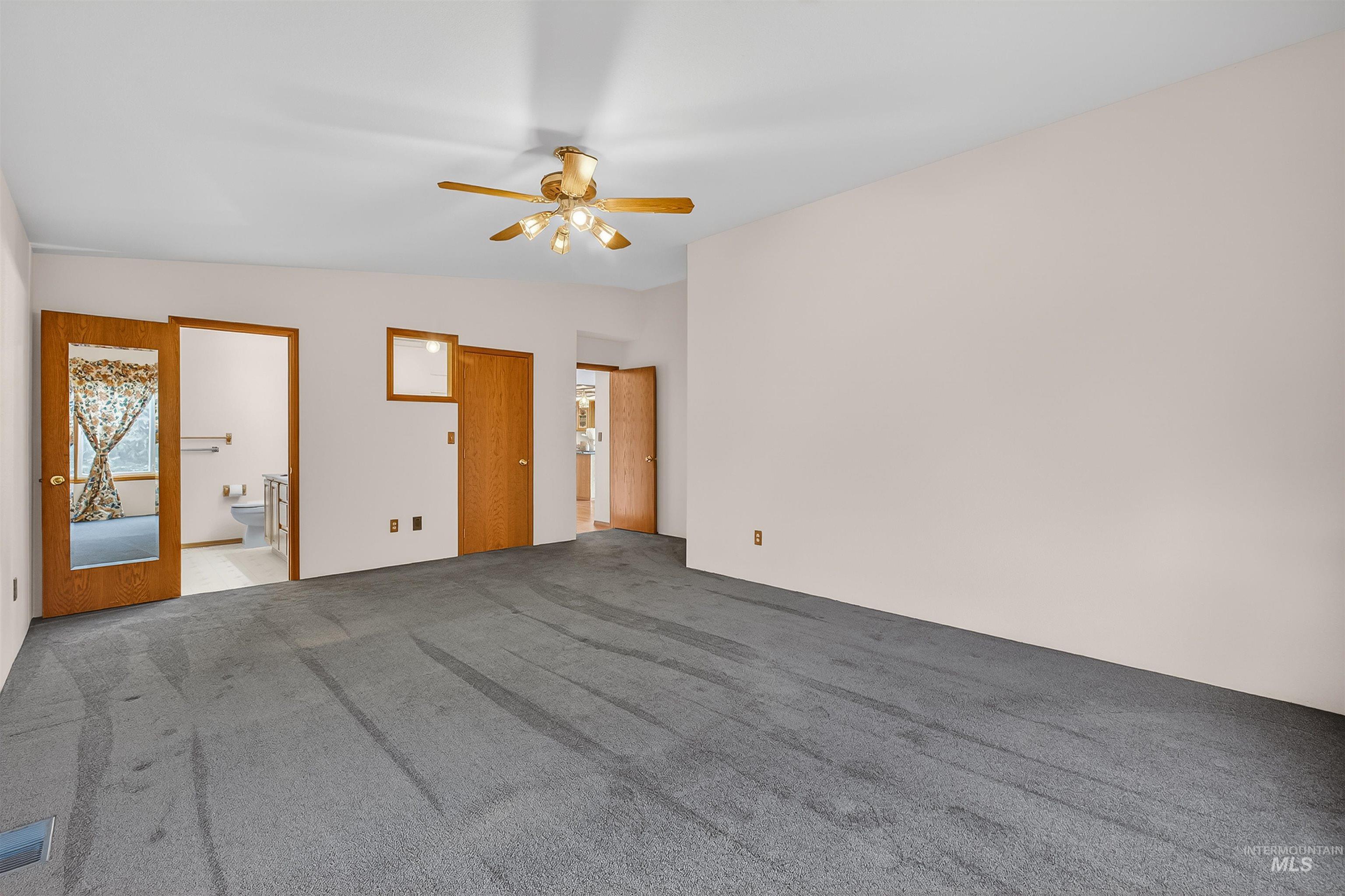 3015 Grandview Dr, Clarkston, Washington 99403, 4 Bedrooms, 3 Bathrooms, Residential For Sale, Price $849,000,MLS 98978537