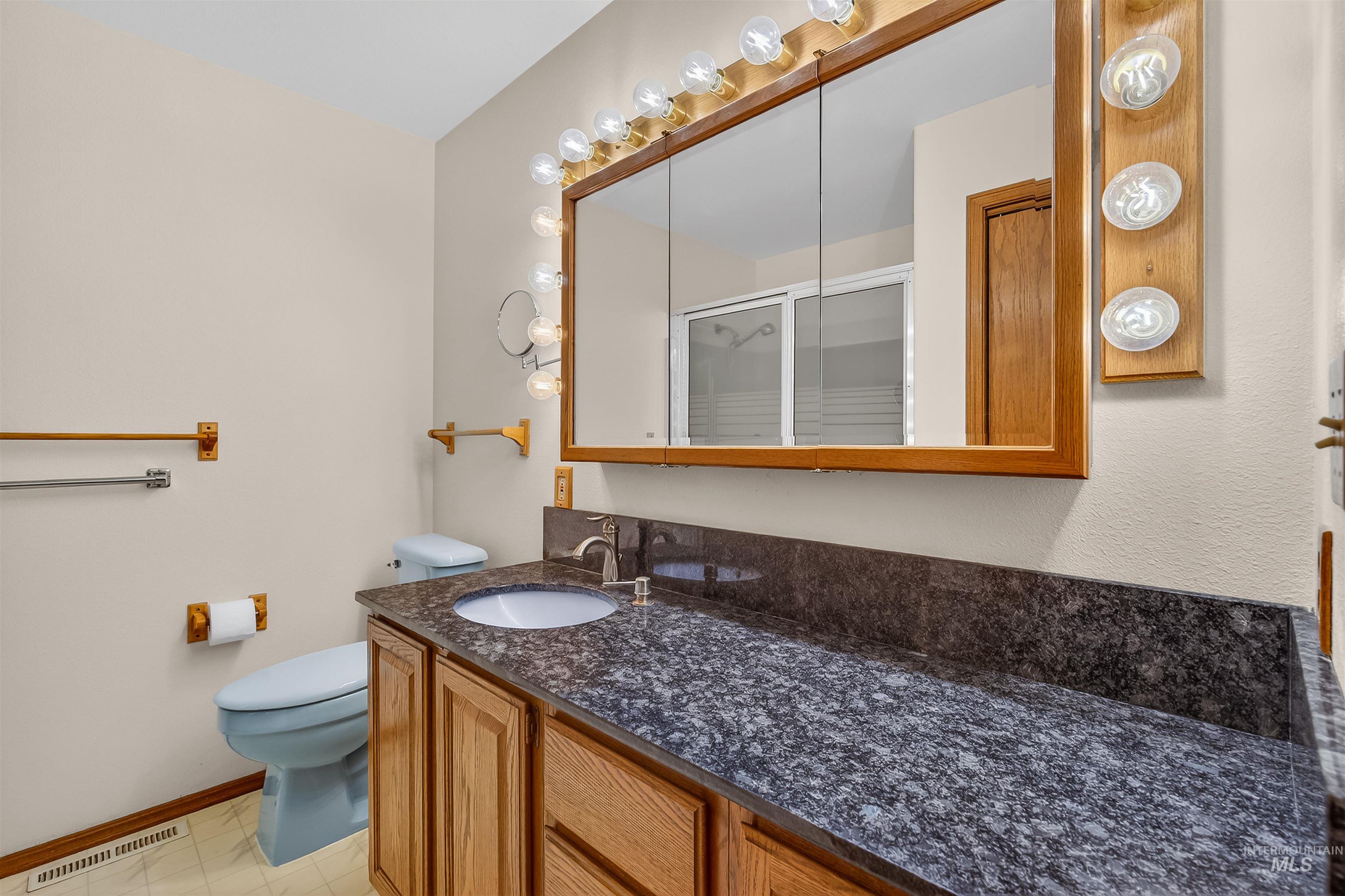 3015 Grandview Dr, Clarkston, Washington 99403, 4 Bedrooms, 3 Bathrooms, Residential For Sale, Price $849,000,MLS 98978537