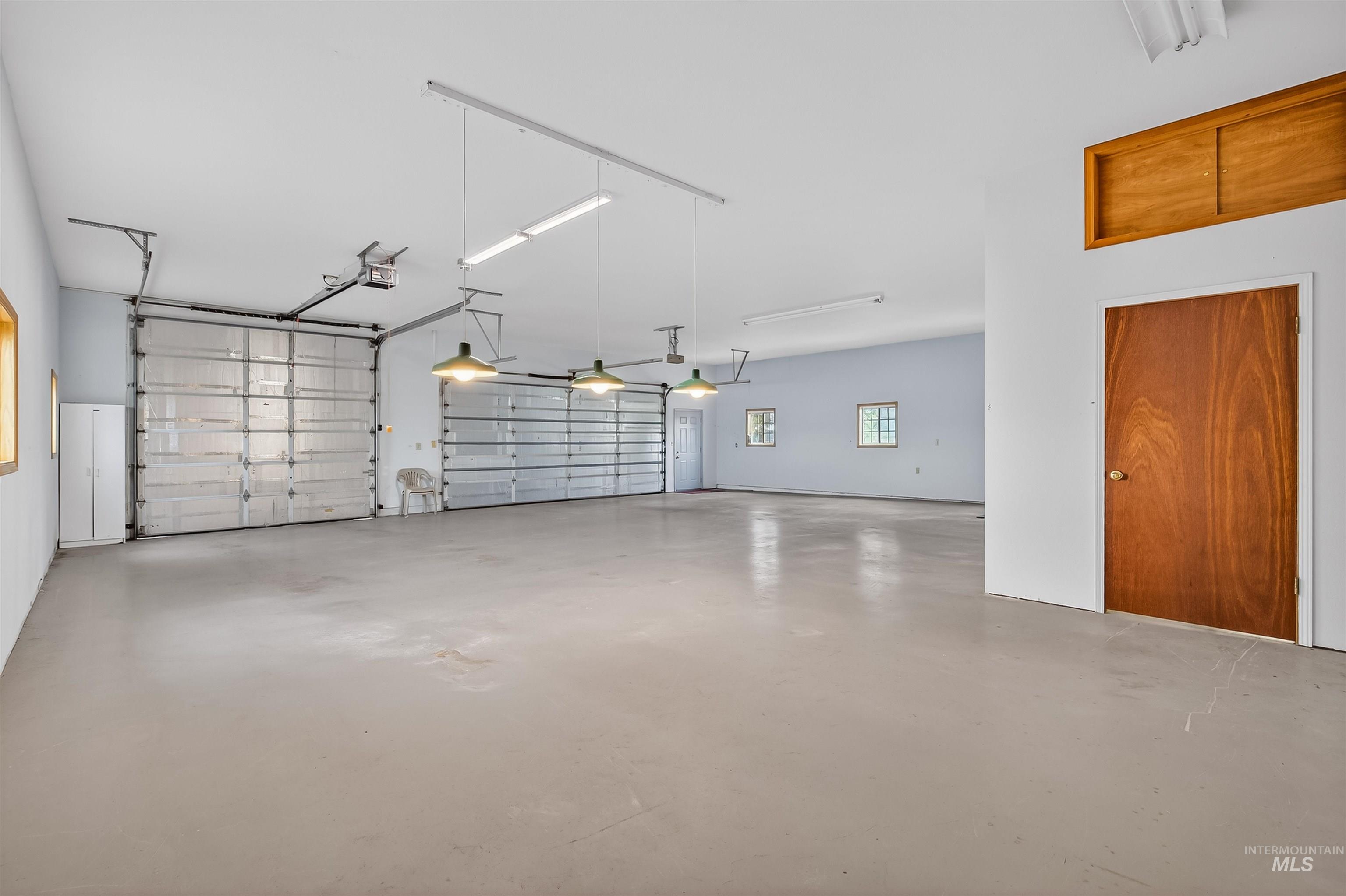 3015 Grandview Dr, Clarkston, Washington 99403, 4 Bedrooms, 3 Bathrooms, Residential For Sale, Price $849,000,MLS 98978537