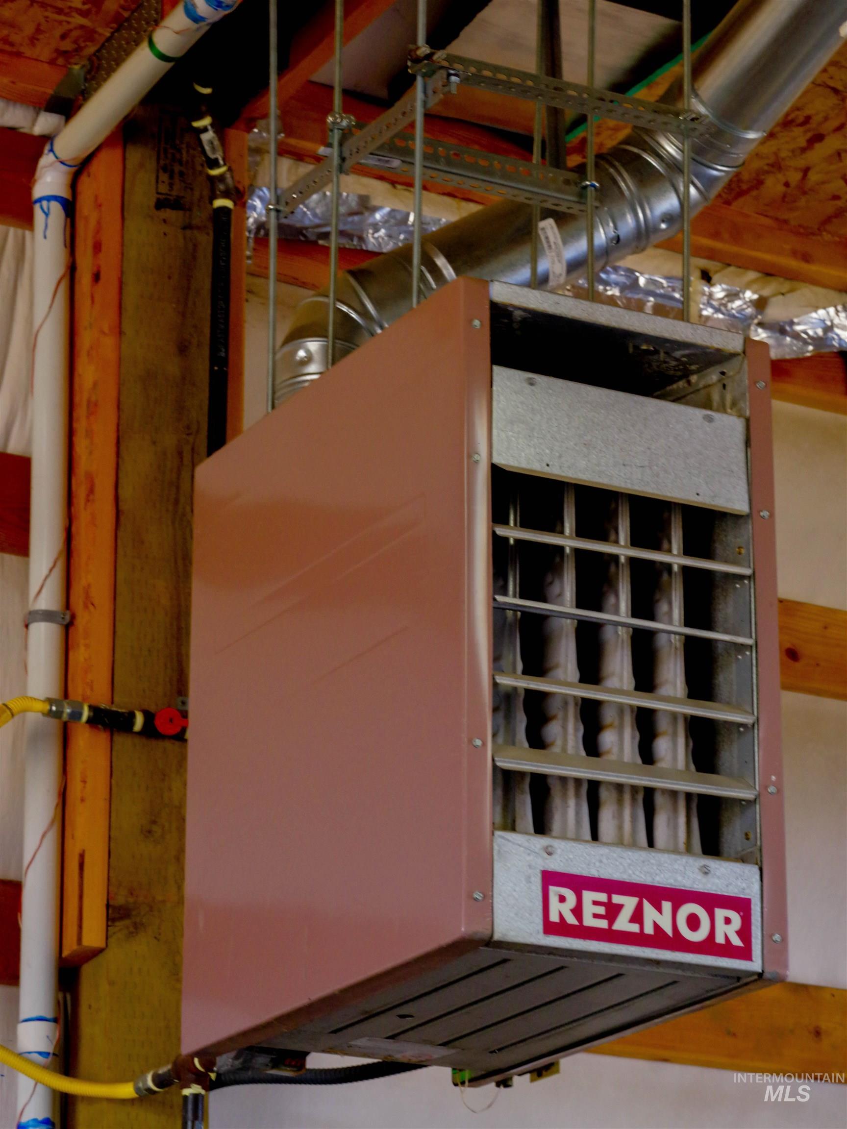 3015 Grandview Dr, Clarkston, Washington 99403, 4 Bedrooms, 3 Bathrooms, Residential For Sale, Price $849,000,MLS 98978537