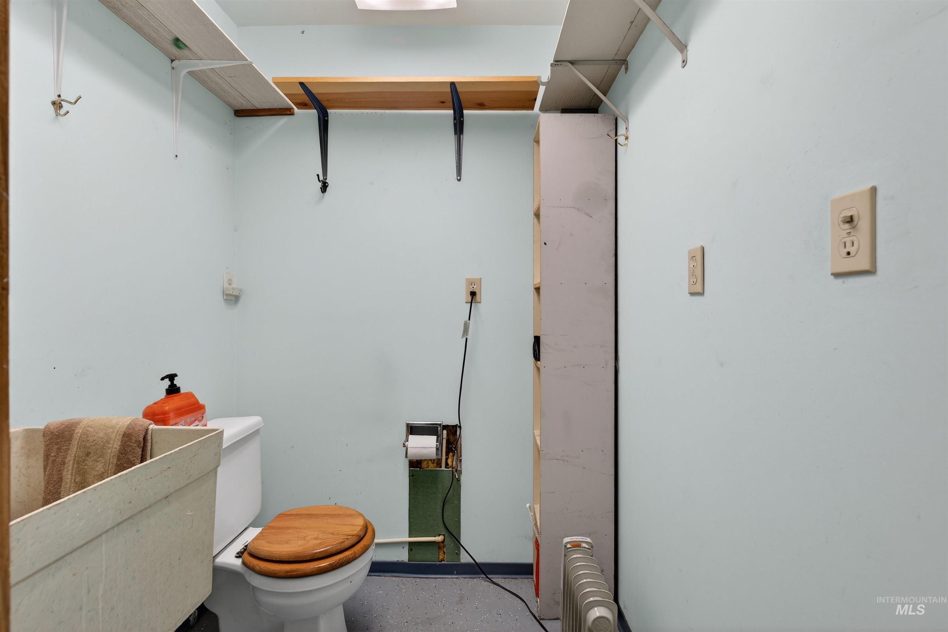 3015 Grandview Dr, Clarkston, Washington 99403, 4 Bedrooms, 3 Bathrooms, Residential For Sale, Price $849,000,MLS 98978537