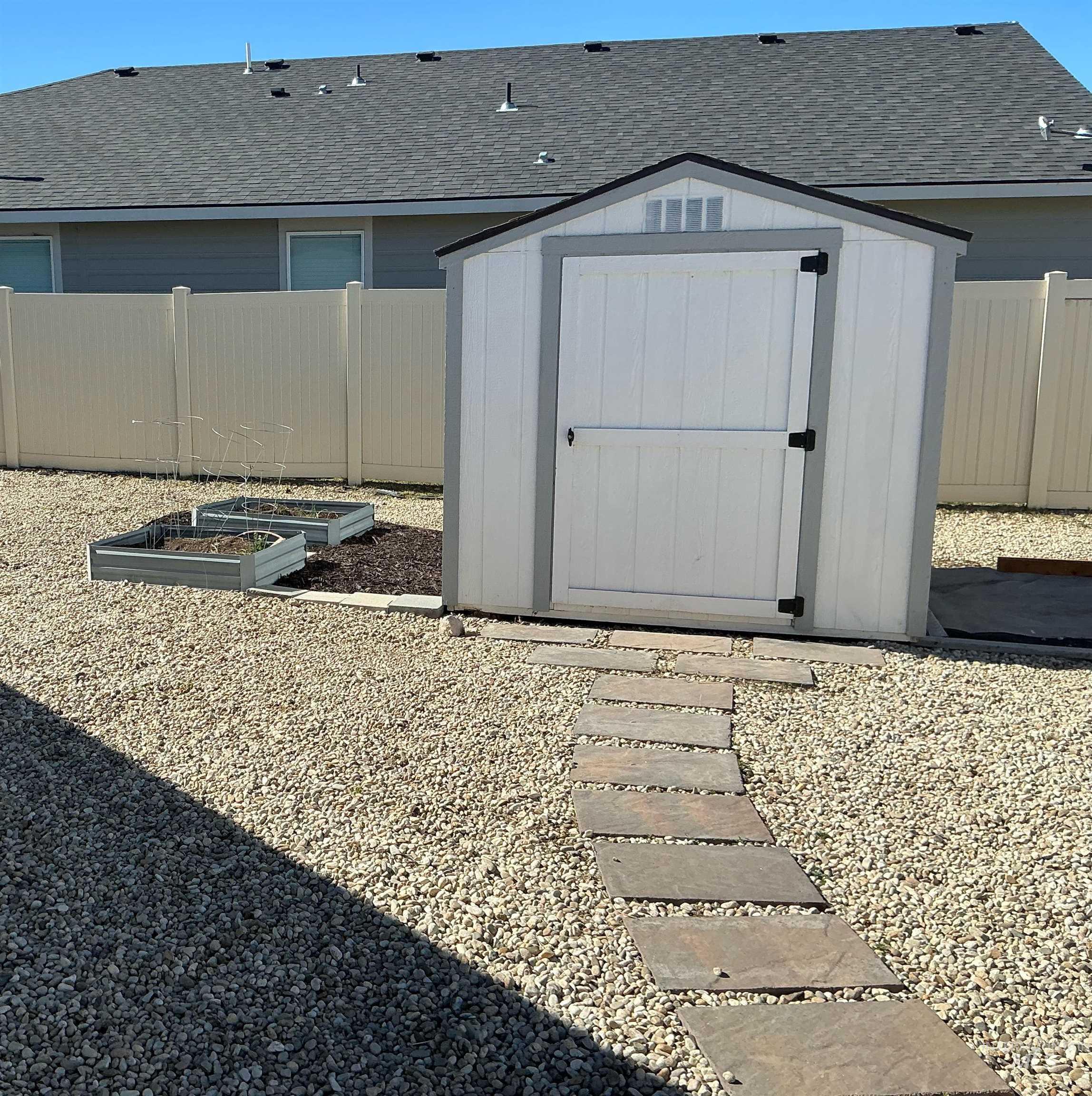 3546 W Commemoration Ave, Meridian, Idaho 83642, 3 Bedrooms, 2 Bathrooms, Residential For Sale, Price $402,900, 98978538