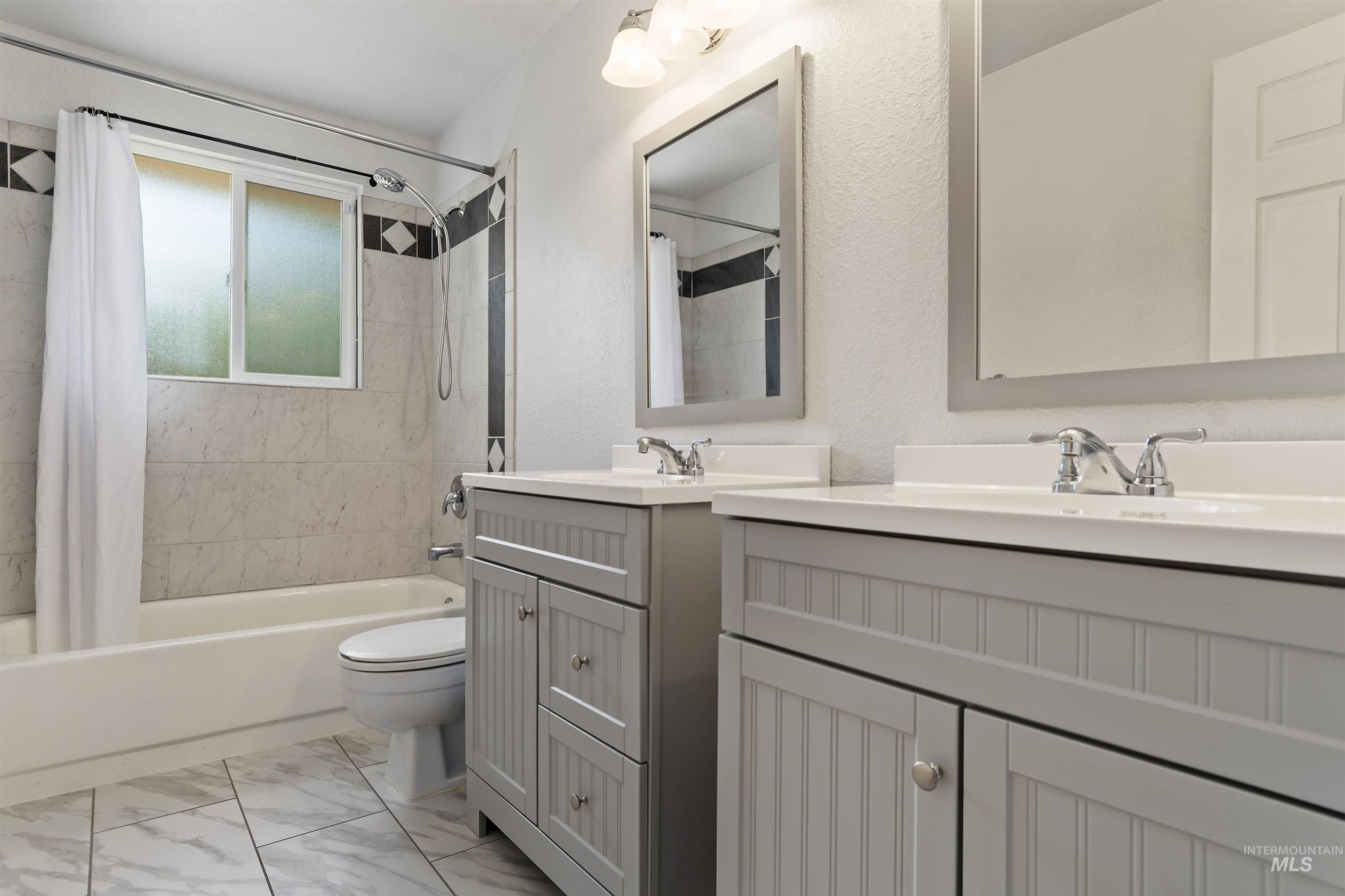 1159 E Wright St, Boise, Idaho 83706, 2 Bedrooms, 2 Bathrooms, Residential Income For Sale, Price $775,000, 98978540