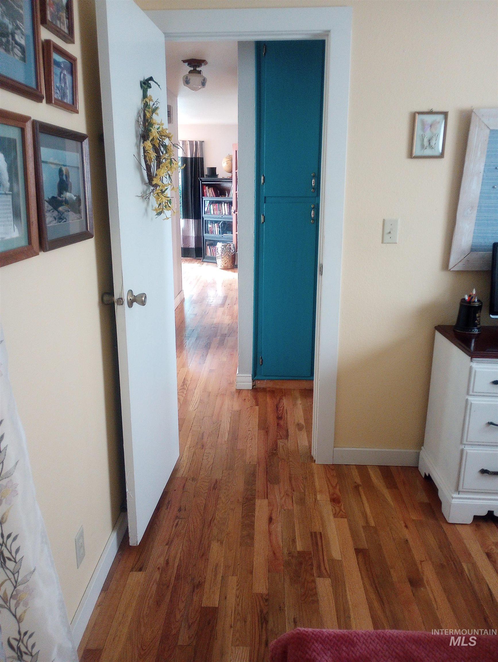 1305 S Leadville, Boise, Idaho 83706, 3 Bedrooms, 1 Bathroom, Residential For Sale, Price $510,000,MLS 98978541