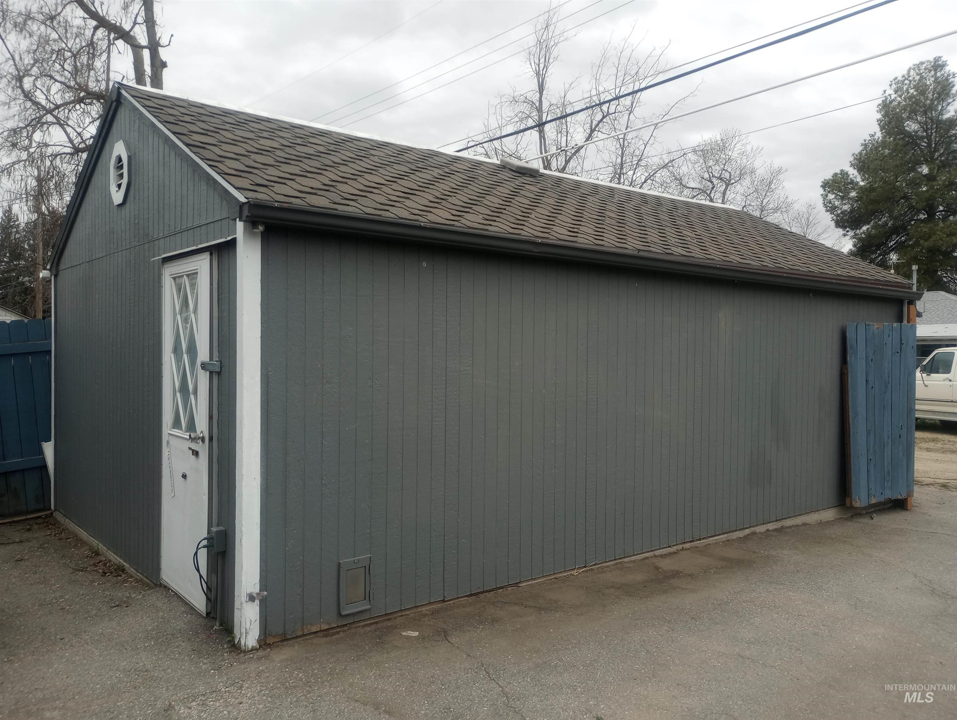 1305 S Leadville, Boise, Idaho 83706, 3 Bedrooms, 1 Bathroom, Residential For Sale, Price $510,000,MLS 98978541