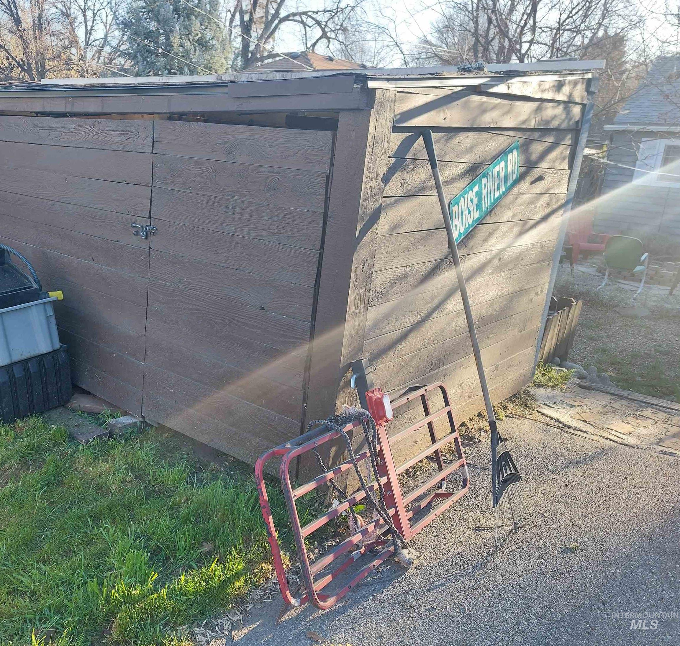 1305 S Leadville, Boise, Idaho 83706, 3 Bedrooms, 1 Bathroom, Residential For Sale, Price $510,000,MLS 98978541