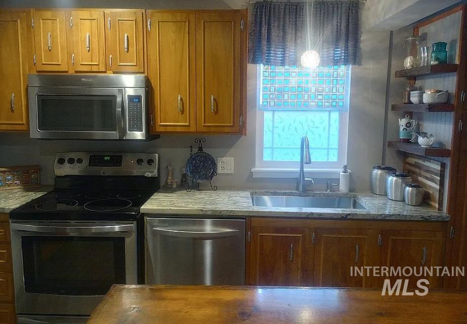 1305 S Leadville, Boise, Idaho 83706, 3 Bedrooms, 1 Bathroom, Residential For Sale, Price $510,000,MLS 98978541