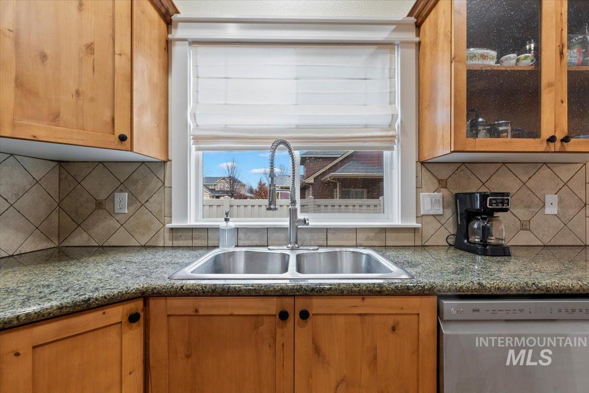 3052 N Christian Way, Meridian, Idaho 83646, 3 Bedrooms, 2.5 Bathrooms, Residential For Sale, Price $509,900,MLS 98978542