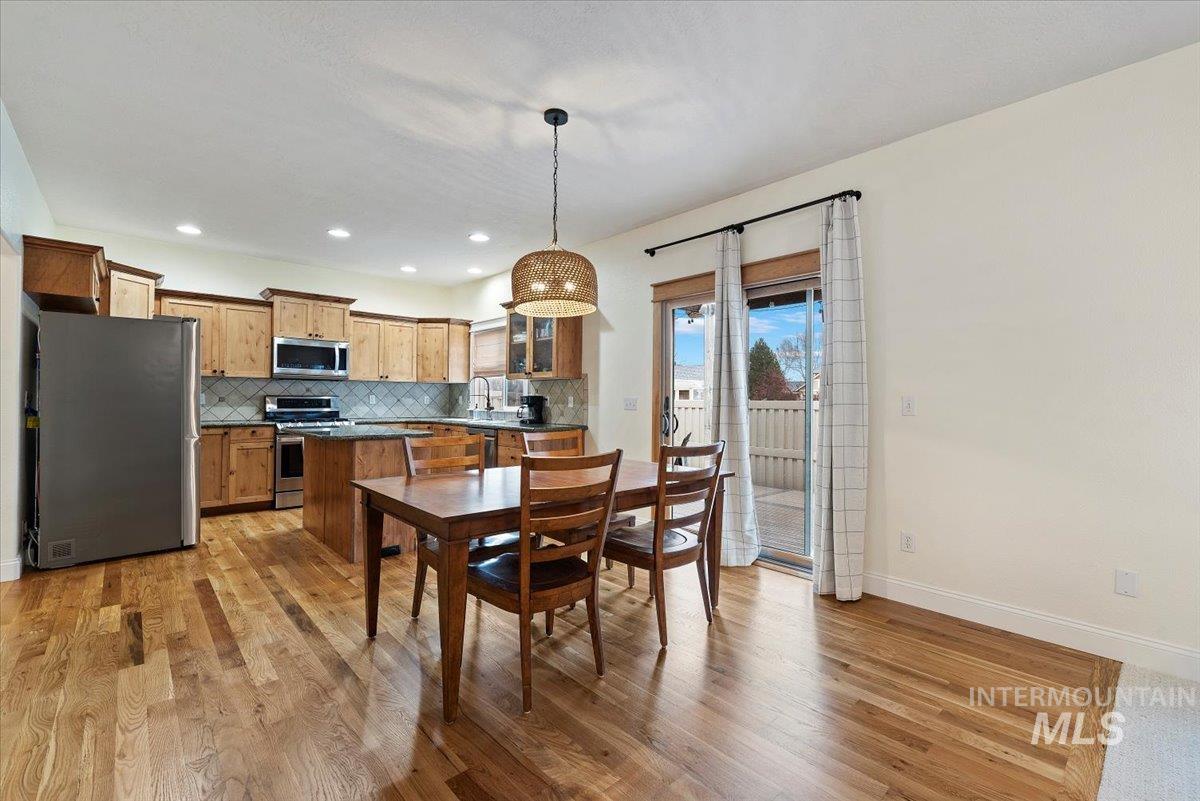 3052 N Christian Way, Meridian, Idaho 83646, 3 Bedrooms, 2.5 Bathrooms, Residential For Sale, Price $509,900,MLS 98978542