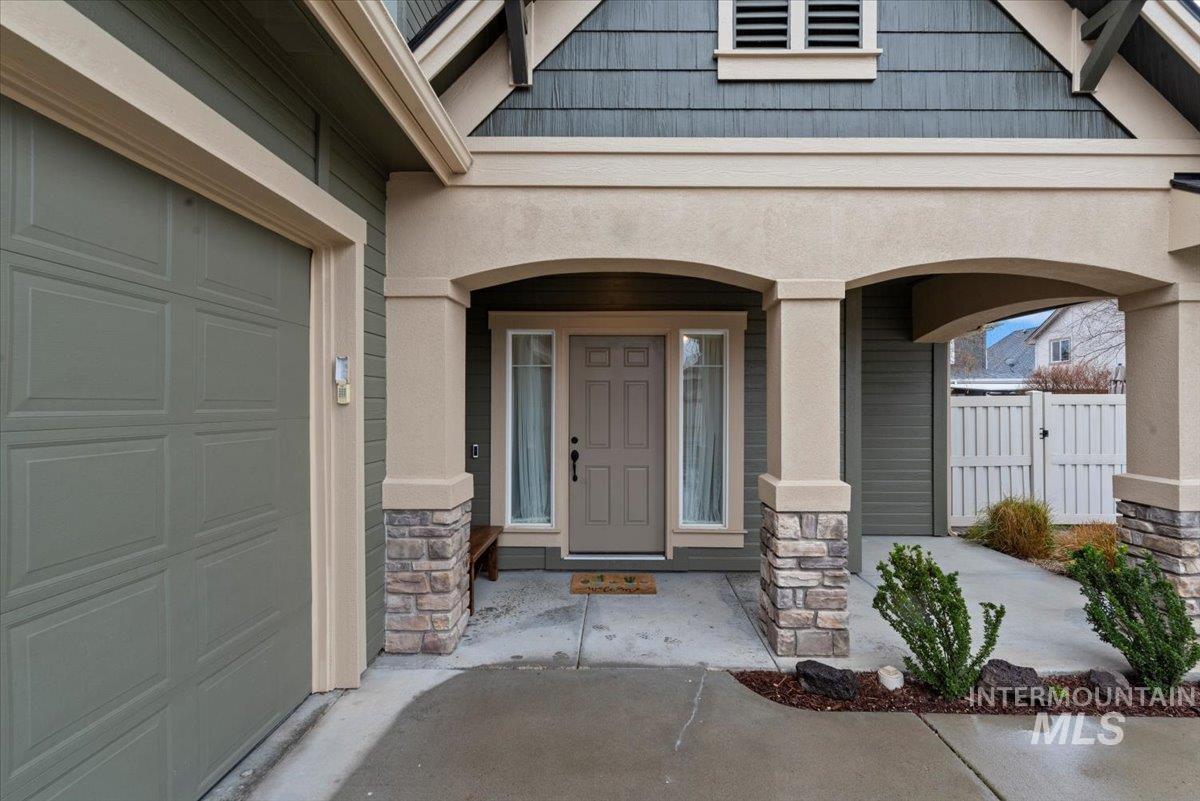 3052 N Christian Way, Meridian, Idaho 83646, 3 Bedrooms, 2.5 Bathrooms, Residential For Sale, Price $509,900,MLS 98978542