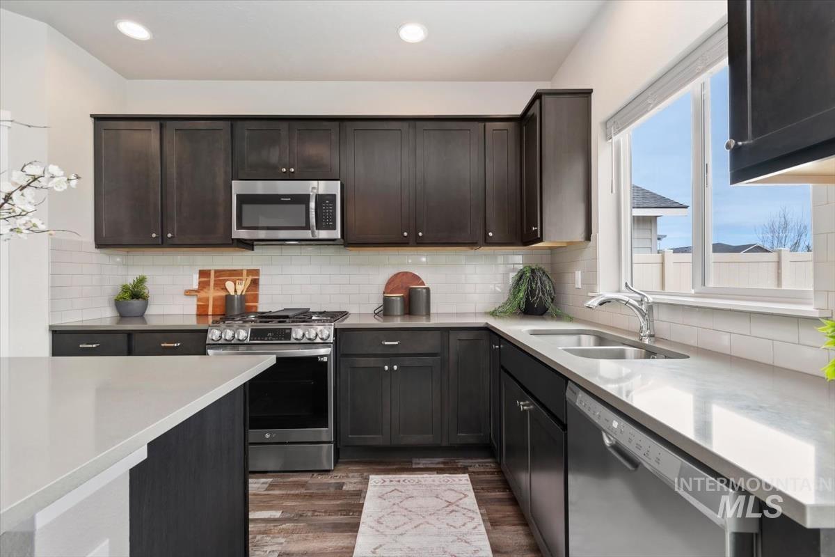 6721 E Zaffre Ridge St, Boise, Idaho 83716, 3 Bedrooms, 2.5 Bathrooms, Residential For Sale, Price $549,900,MLS 98978543