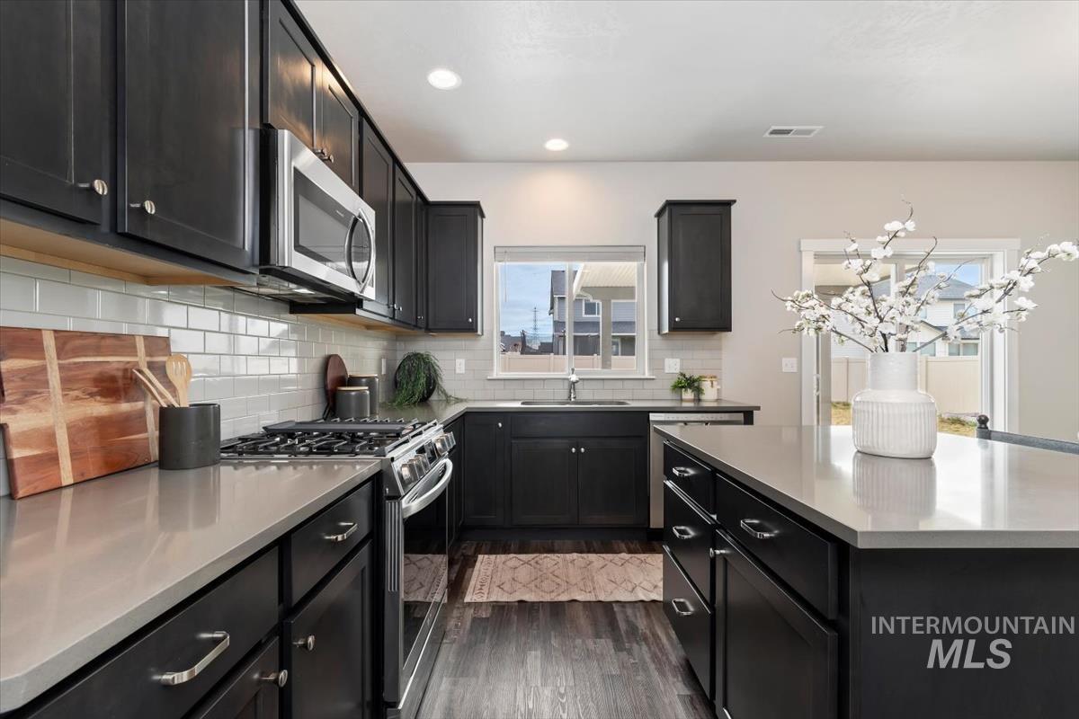 6721 E Zaffre Ridge St, Boise, Idaho 83716, 3 Bedrooms, 2.5 Bathrooms, Residential For Sale, Price $549,900,MLS 98978543