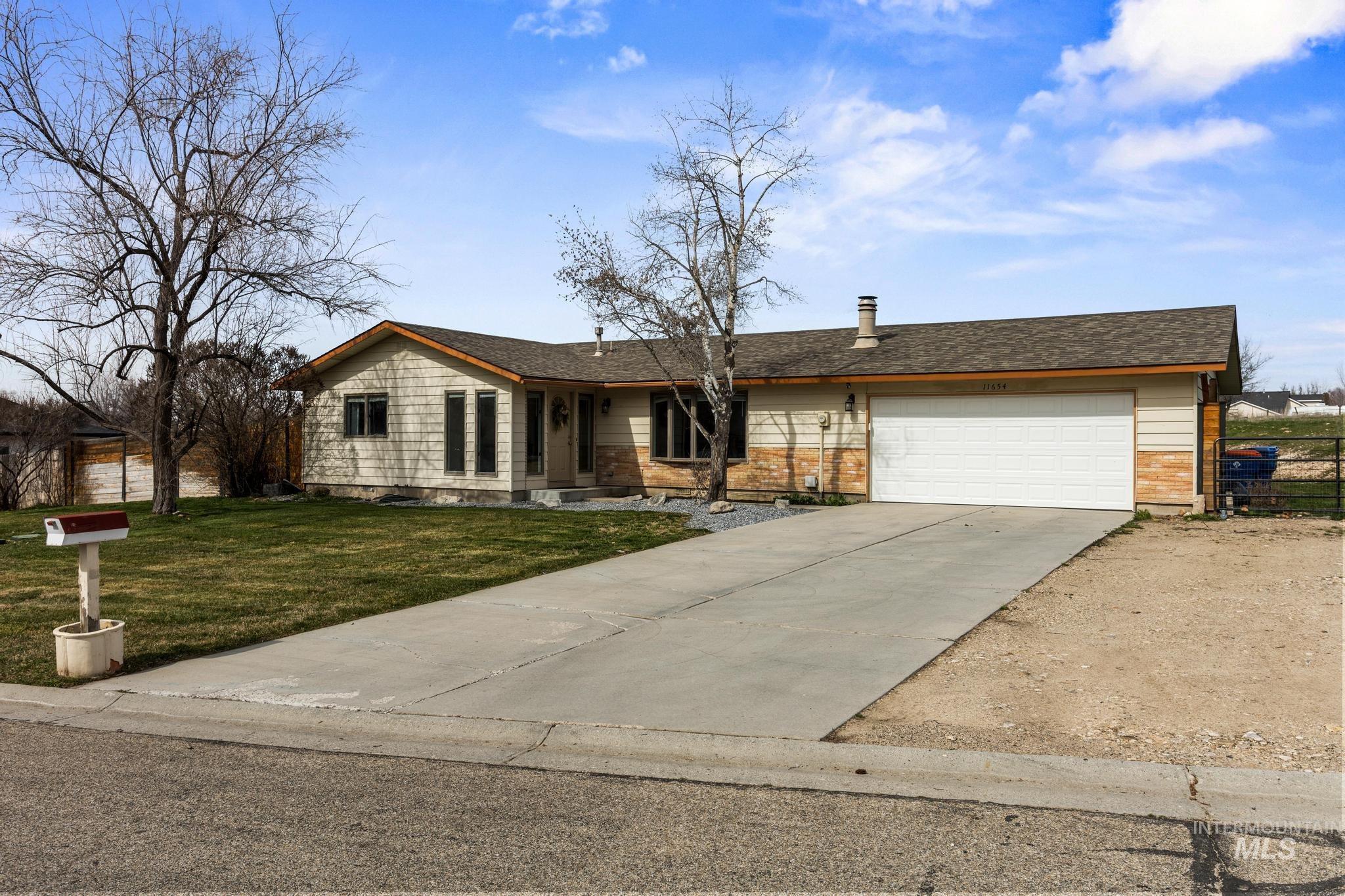 11654 Highlander, Boise, Idaho 83709, 3 Bedrooms, 1.5 Bathrooms, Residential For Sale, Price $525,000,MLS 98978544