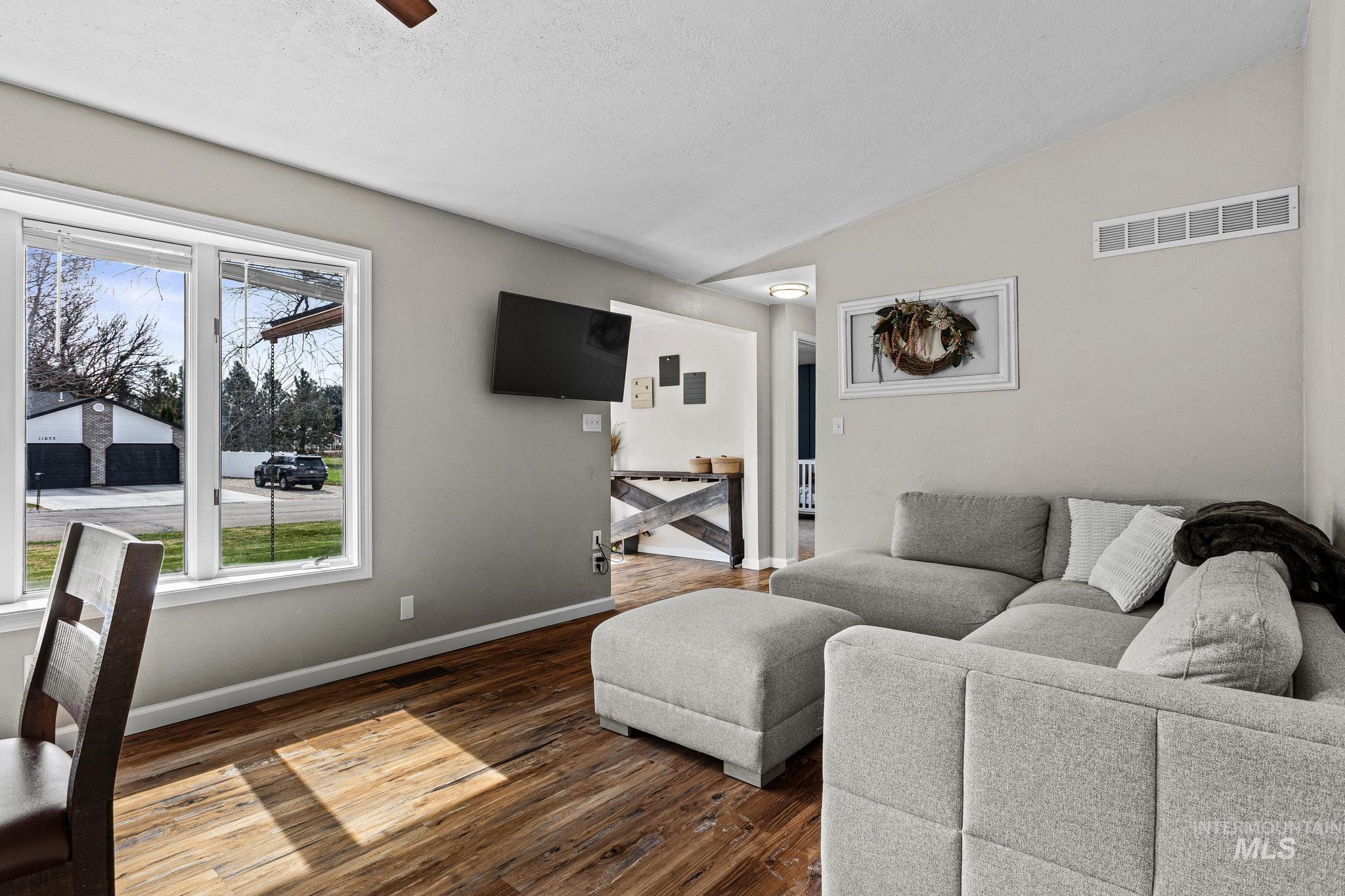 11654 Highlander, Boise, Idaho 83709, 3 Bedrooms, 1.5 Bathrooms, Residential For Sale, Price $525,000,MLS 98978544