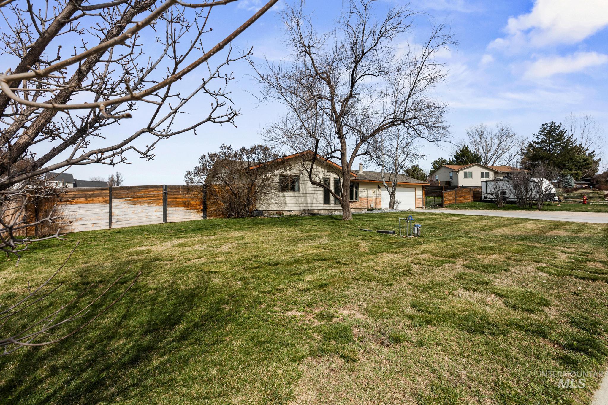 11654 Highlander, Boise, Idaho 83709, 3 Bedrooms, 1.5 Bathrooms, Residential For Sale, Price $525,000,MLS 98978544