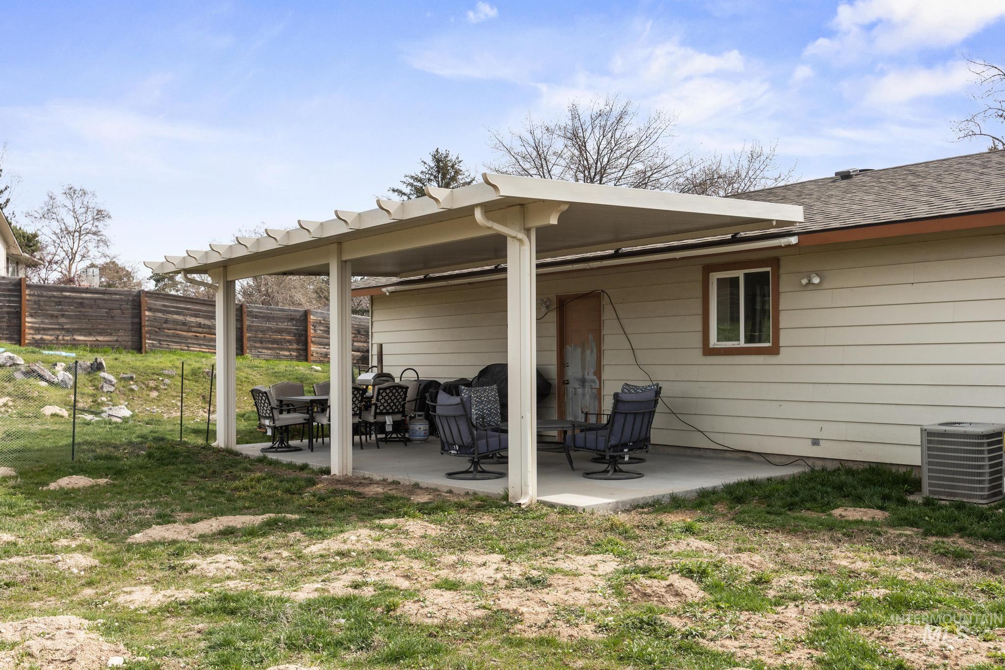 11654 Highlander, Boise, Idaho 83709, 3 Bedrooms, 1.5 Bathrooms, Residential For Sale, Price $525,000,MLS 98978544