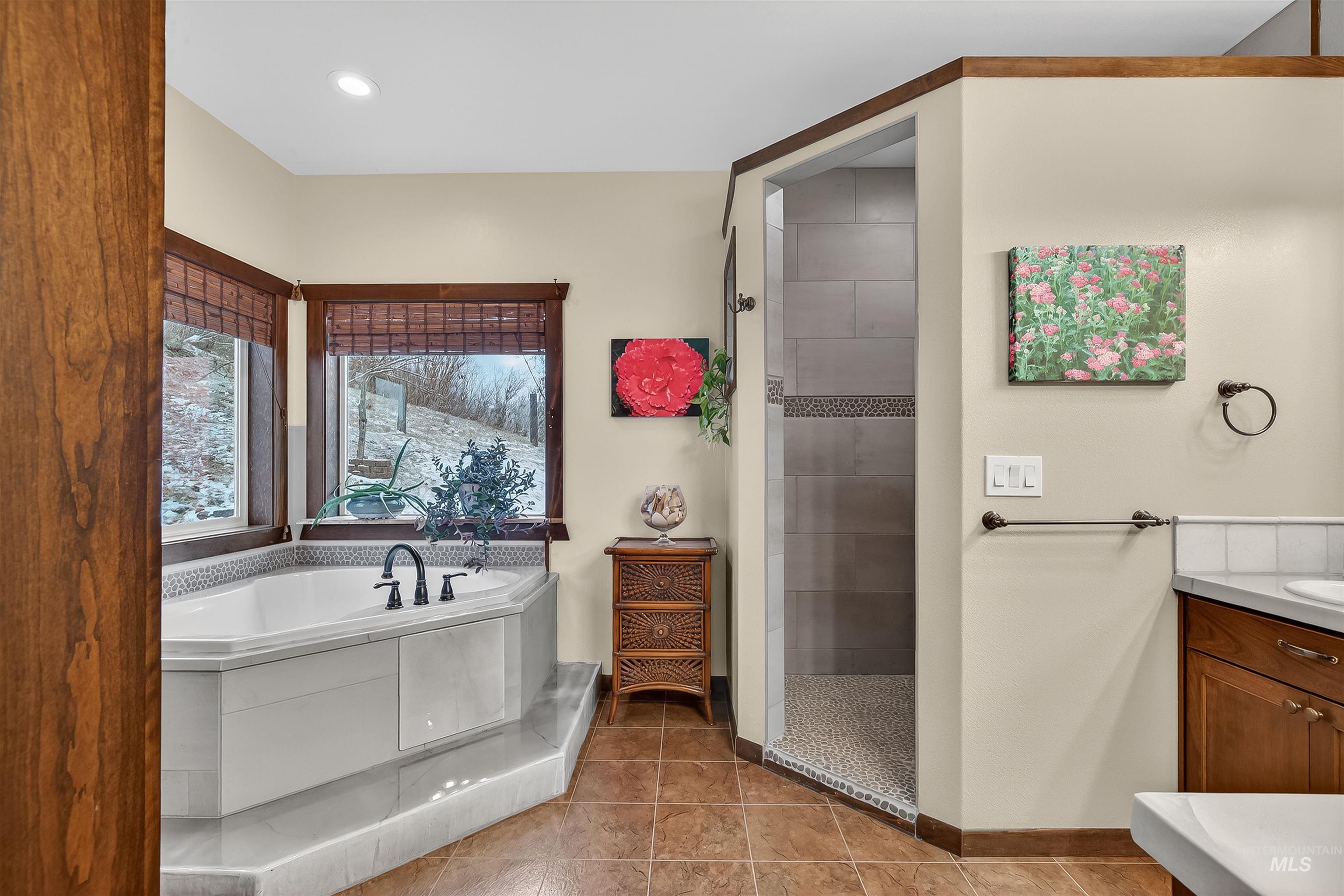 1000 Buckeye Drive, Orofino, Idaho 83544, 3 Bedrooms, 2.5 Bathrooms, Residential For Sale, Price $1,295,000, 98978545