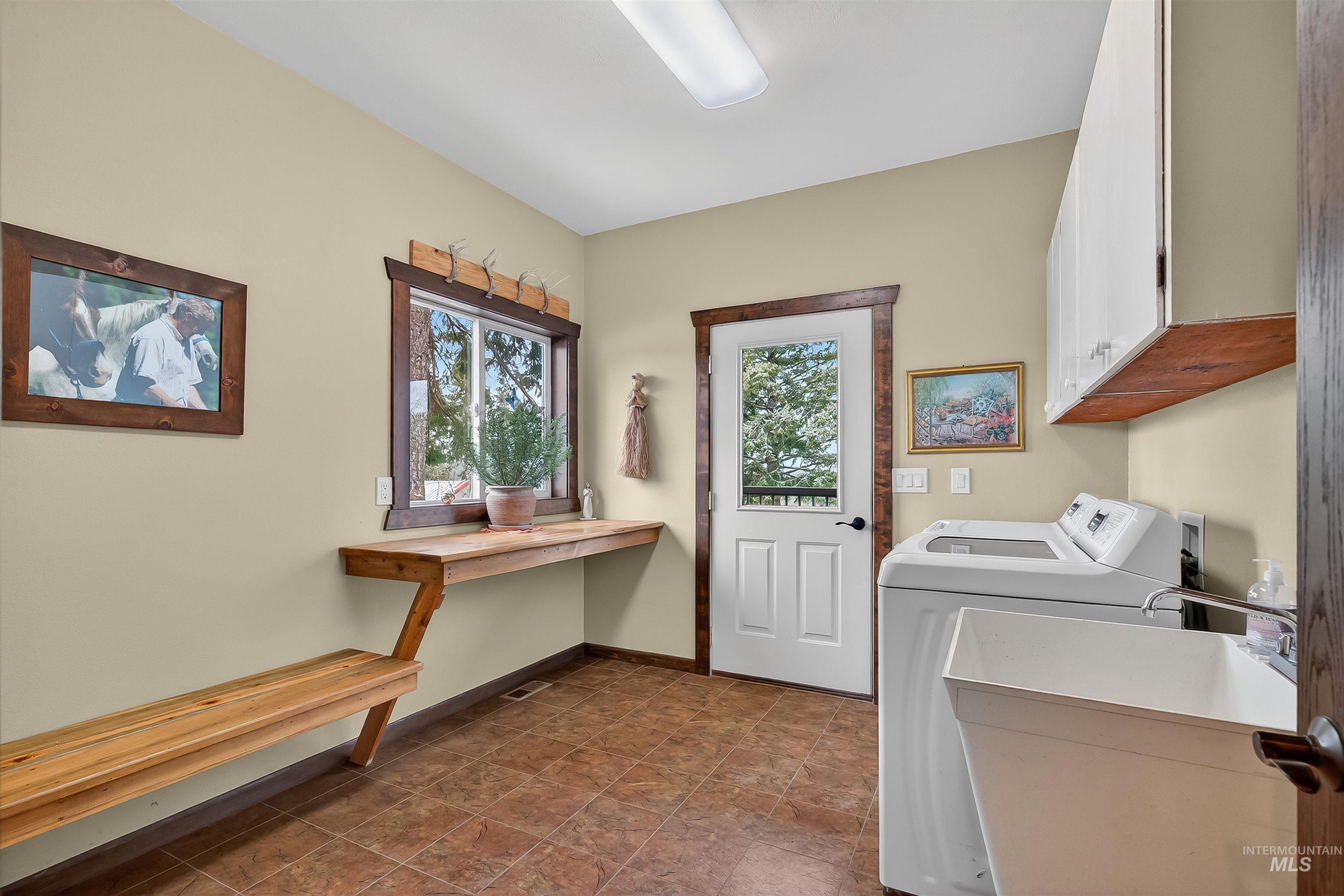 1000 Buckeye Drive, Orofino, Idaho 83544, 3 Bedrooms, 2.5 Bathrooms, Residential For Sale, Price $1,295,000, 98978545