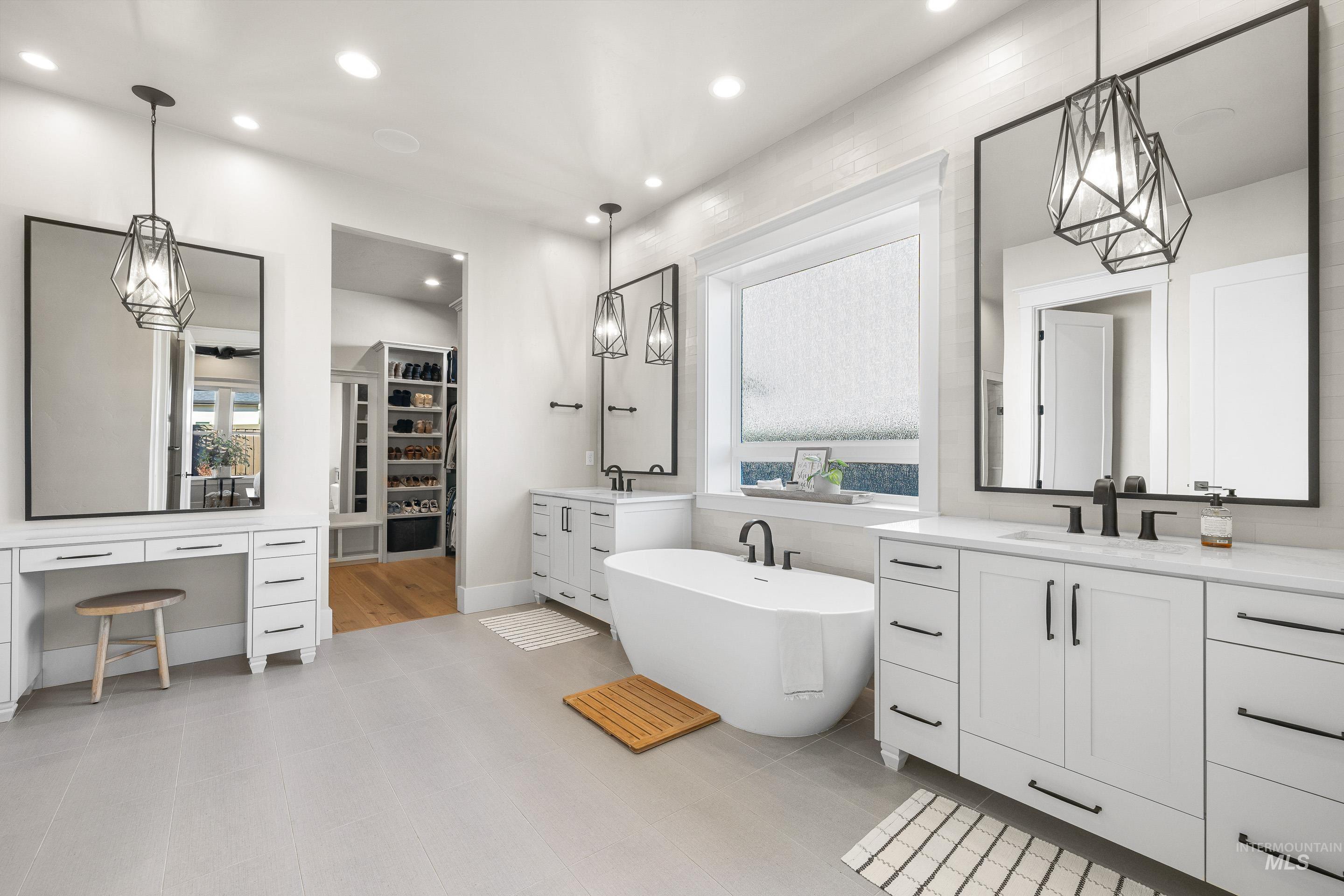 5008 W Strant St, Eagle, Idaho 83616, 4 Bedrooms, 3.5 Bathrooms, Residential For Sale, Price $1,325,000, 98978546