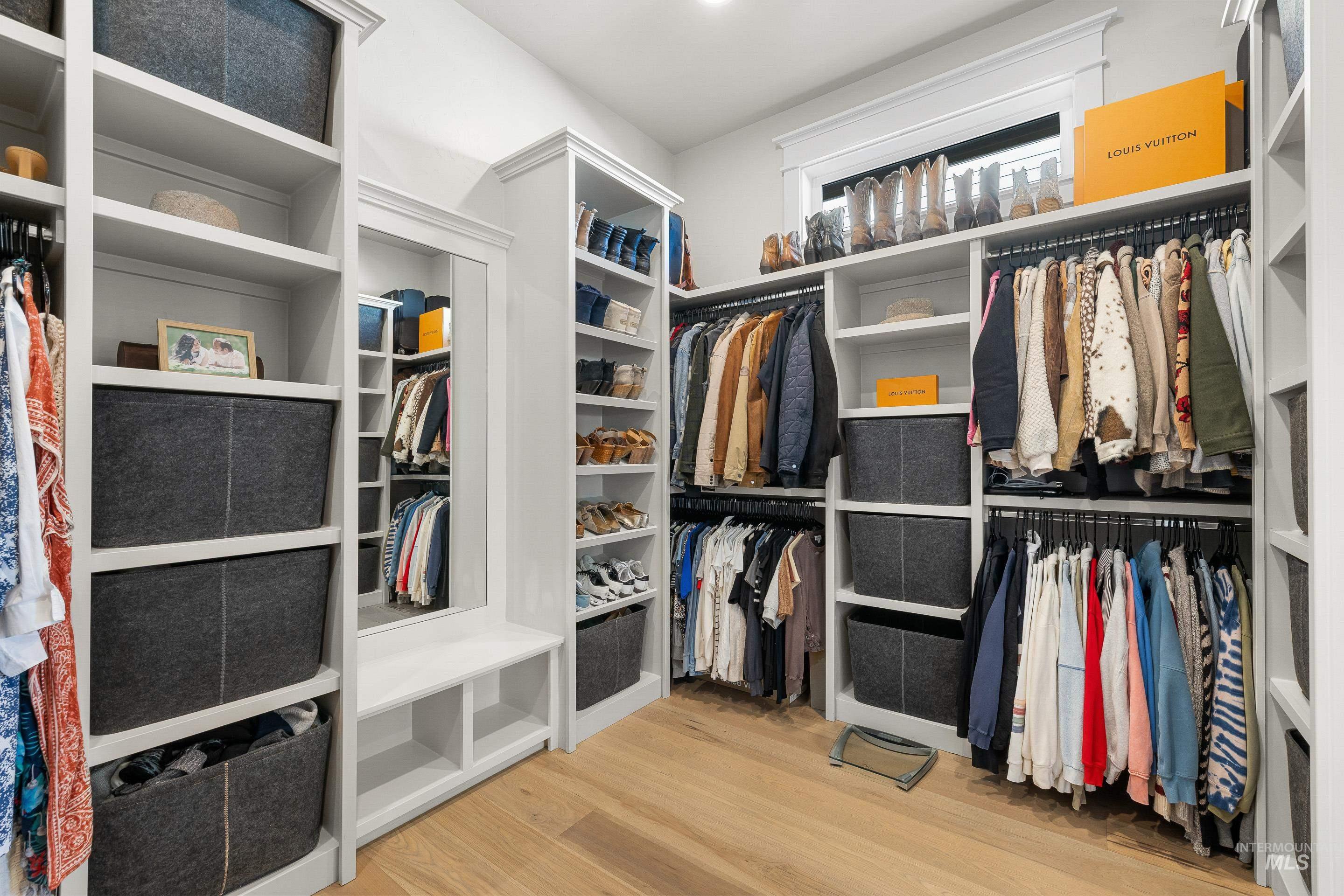 5008 W Strant St, Eagle, Idaho 83616, 4 Bedrooms, 3.5 Bathrooms, Residential For Sale, Price $1,325,000, 98978546