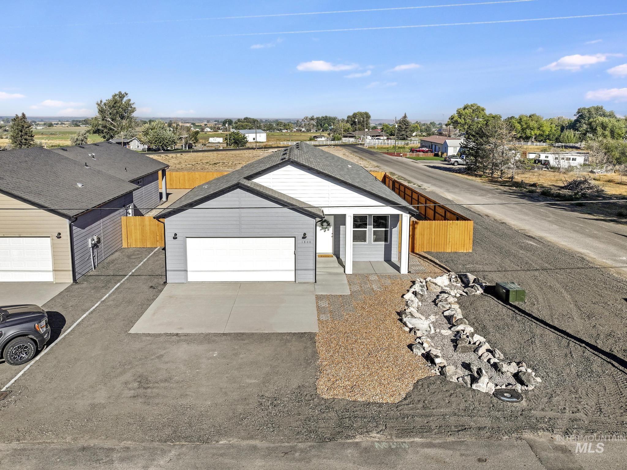 1800 Poplar Ave, Buhl, Idaho 83316, 3 Bedrooms, 2 Bathrooms, Residential For Sale, Price $359,999,MLS 98978549