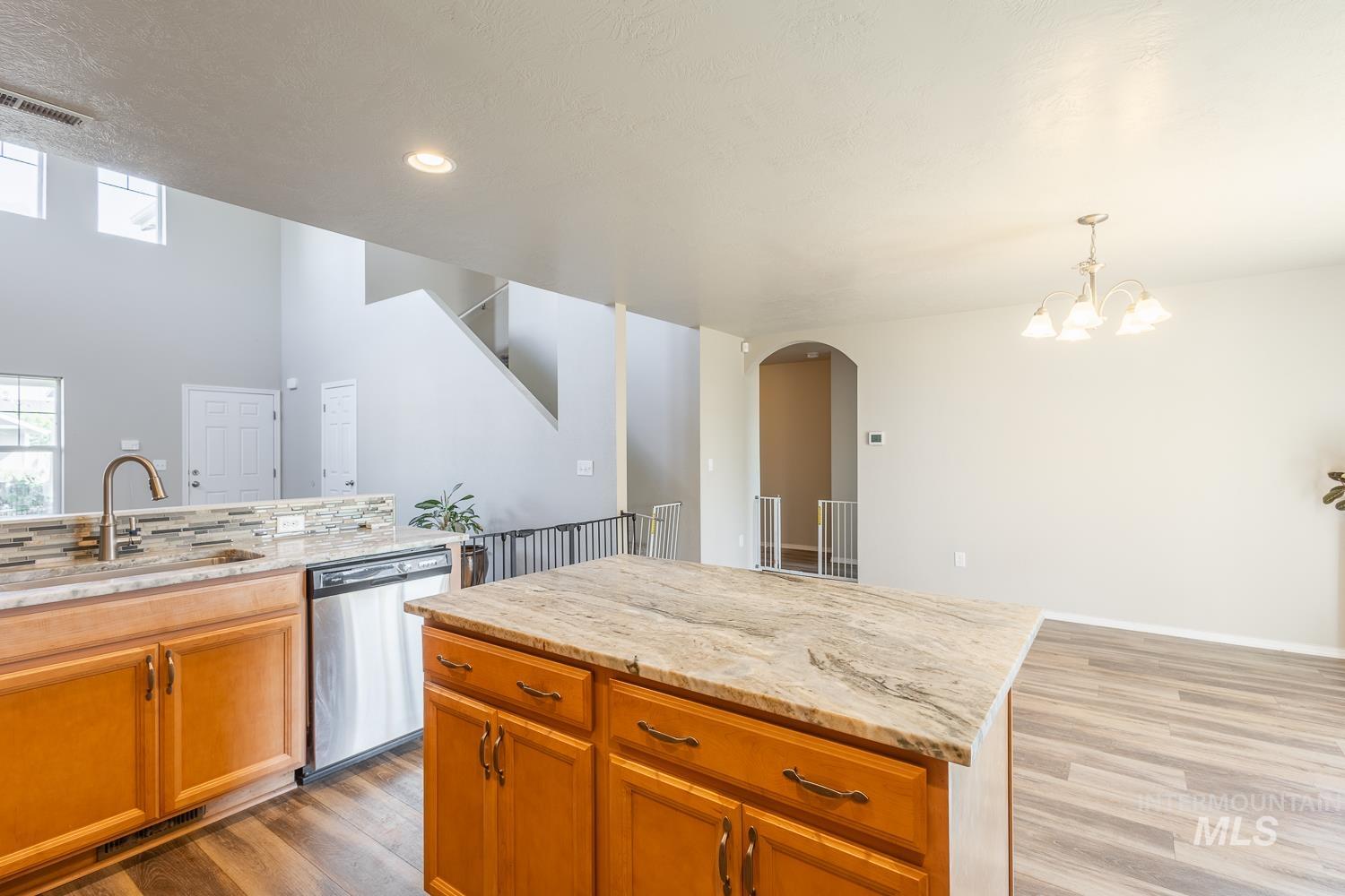 1105 E Shady Ridge Dr, Kuna, Idaho 83634, 5 Bedrooms, 2.5 Bathrooms, Residential For Sale, Price $485,000,MLS 98978550