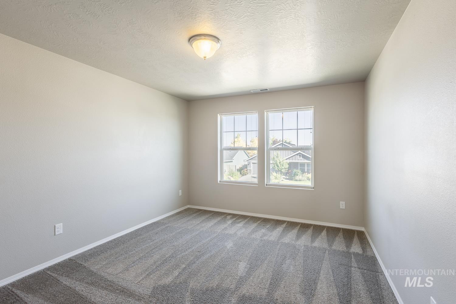 1105 E Shady Ridge Dr, Kuna, Idaho 83634, 5 Bedrooms, 2.5 Bathrooms, Residential For Sale, Price $485,000,MLS 98978550