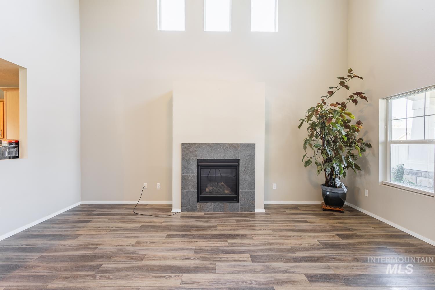 1105 E Shady Ridge Dr, Kuna, Idaho 83634, 5 Bedrooms, 2.5 Bathrooms, Residential For Sale, Price $485,000,MLS 98978550