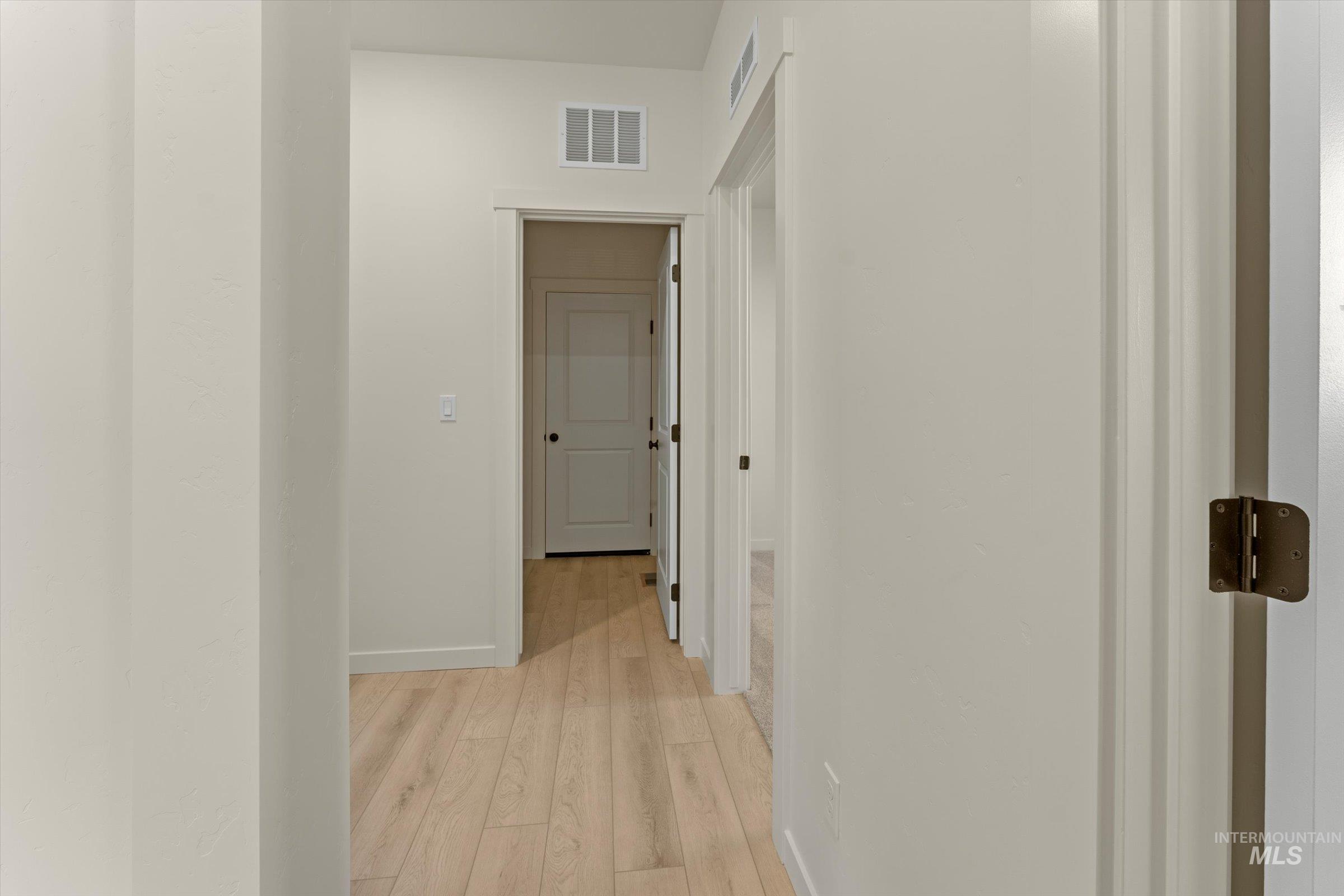 4567 E Mesa Vista st, Nampa, Idaho 83686, 3 Bedrooms, 2 Bathrooms, Residential For Sale, Price $349,990,MLS 98978552