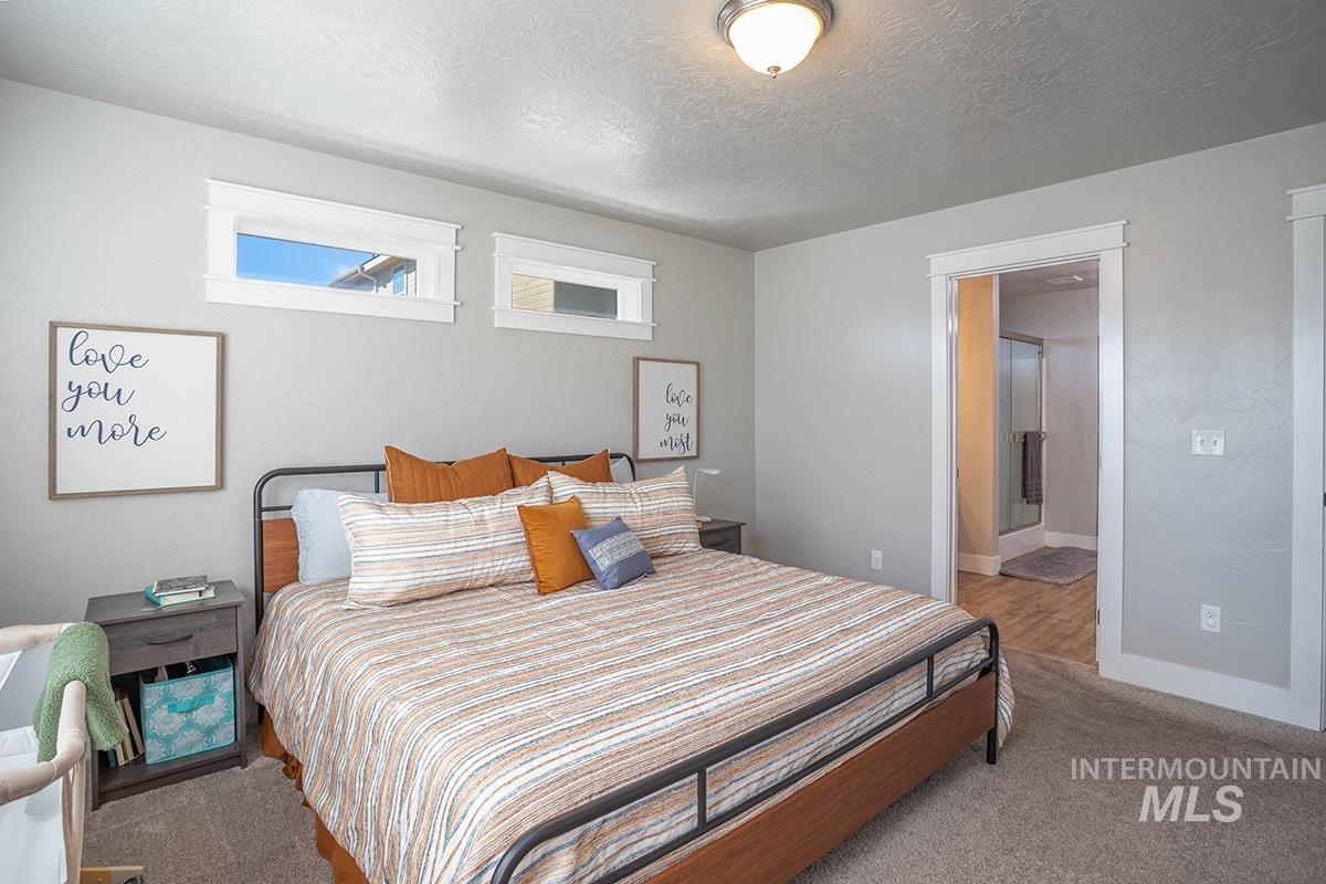 1153 E Shady Ridge Dr, Kuna, Idaho 83634, 3 Bedrooms, 2 Bathrooms, Residential For Sale, Price $449,900,MLS 98978553