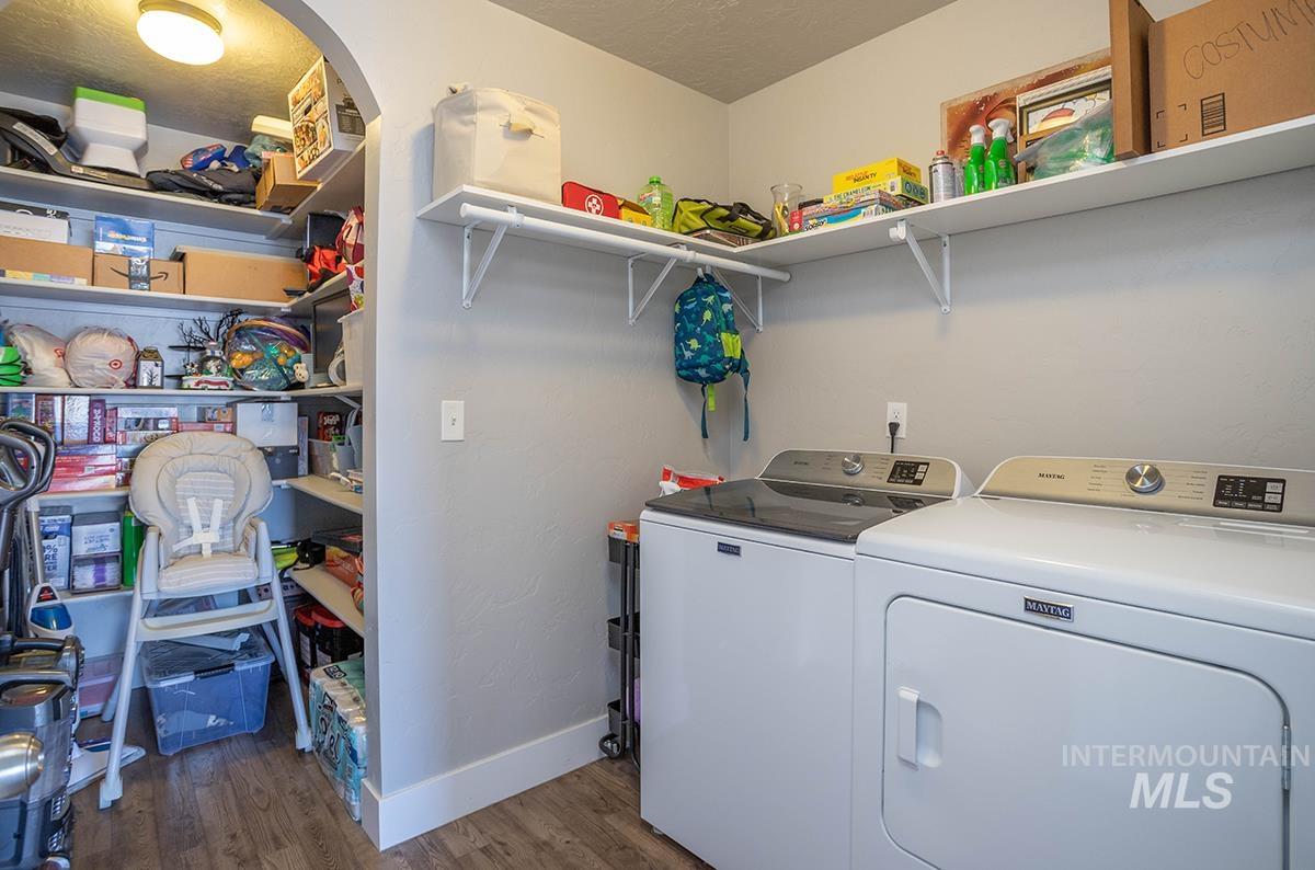 1153 E Shady Ridge Dr, Kuna, Idaho 83634, 3 Bedrooms, 2 Bathrooms, Residential For Sale, Price $449,900,MLS 98978553