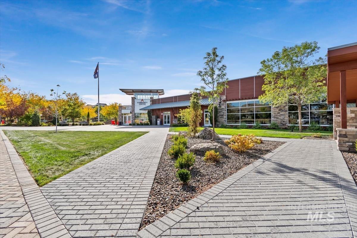 20530 N Shepherds Pie Way, Boise, Idaho 83714, 4 Bedrooms, 3.5 Bathrooms, Residential For Sale, Price $920,000, 98978559