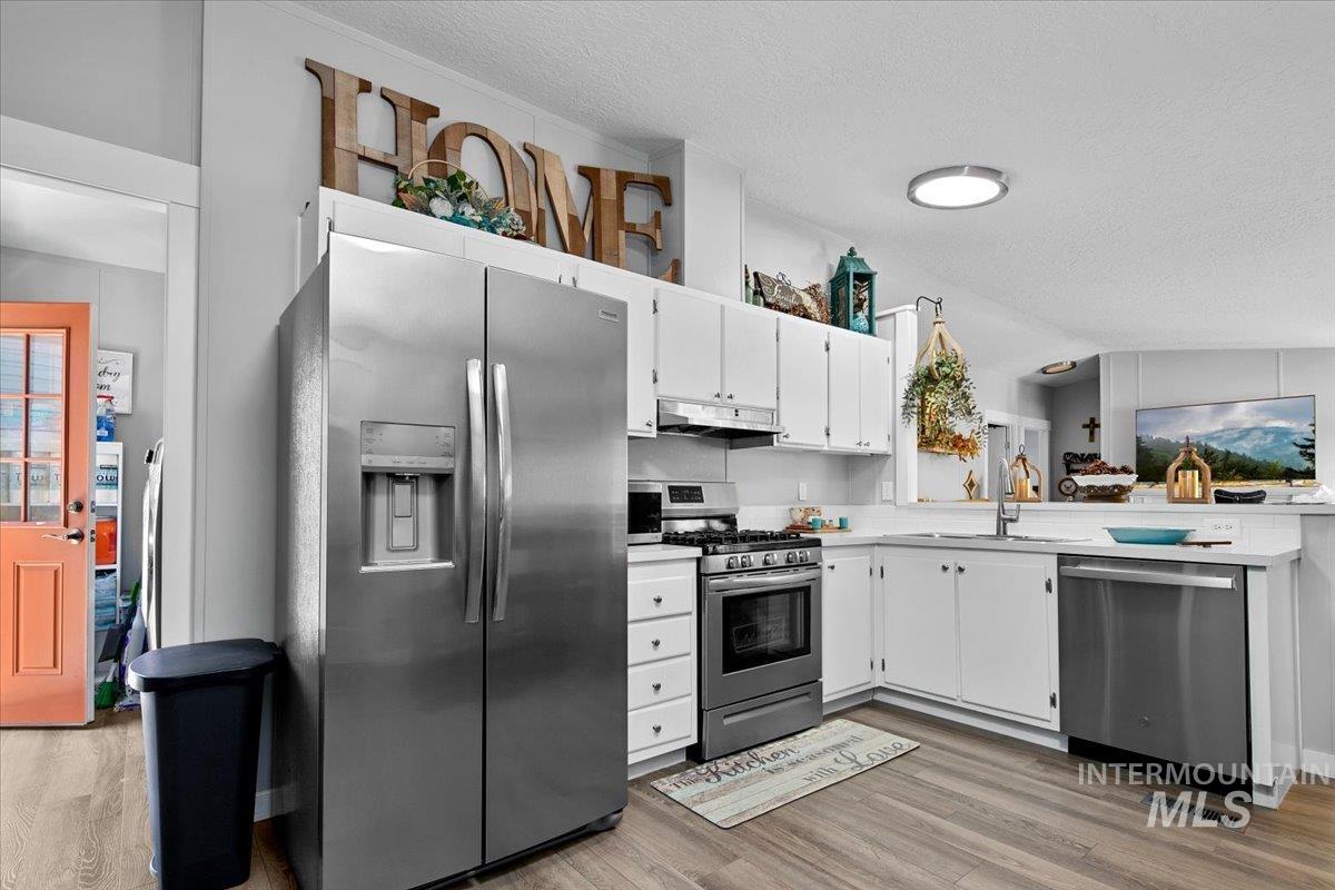 4009 Denton St, Caldwell, Idaho 83607, 3 Bedrooms, 2 Bathrooms, Residential For Sale, Price $339,999, 98978560