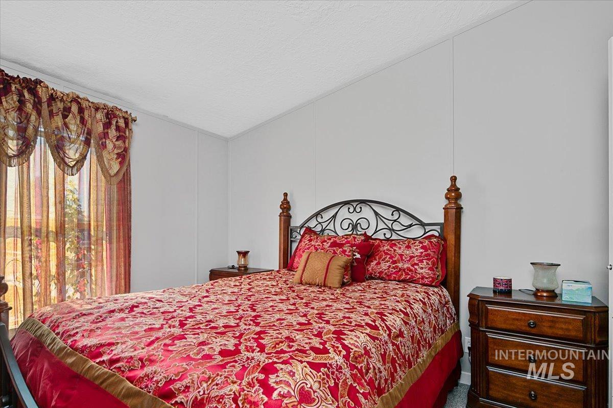 4009 Denton St, Caldwell, Idaho 83607, 3 Bedrooms, 2 Bathrooms, Residential For Sale, Price $339,999, 98978560