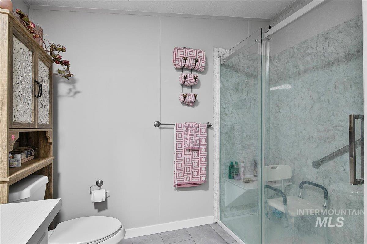 4009 Denton St, Caldwell, Idaho 83607, 3 Bedrooms, 2 Bathrooms, Residential For Sale, Price $339,999, 98978560