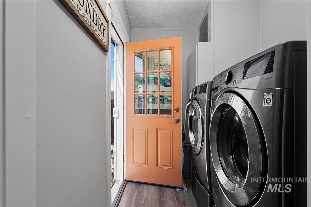 4009 Denton St, Caldwell, Idaho 83607, 3 Bedrooms, 2 Bathrooms, Residential For Sale, Price $339,999, 98978560