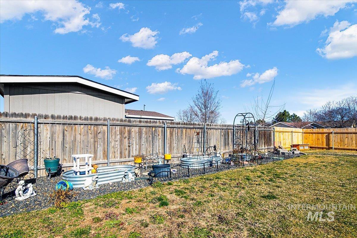 4009 Denton St, Caldwell, Idaho 83607, 3 Bedrooms, 2 Bathrooms, Residential For Sale, Price $339,999, 98978560