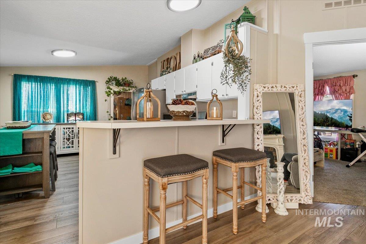 4009 Denton St, Caldwell, Idaho 83607, 3 Bedrooms, 2 Bathrooms, Residential For Sale, Price $339,999, 98978560