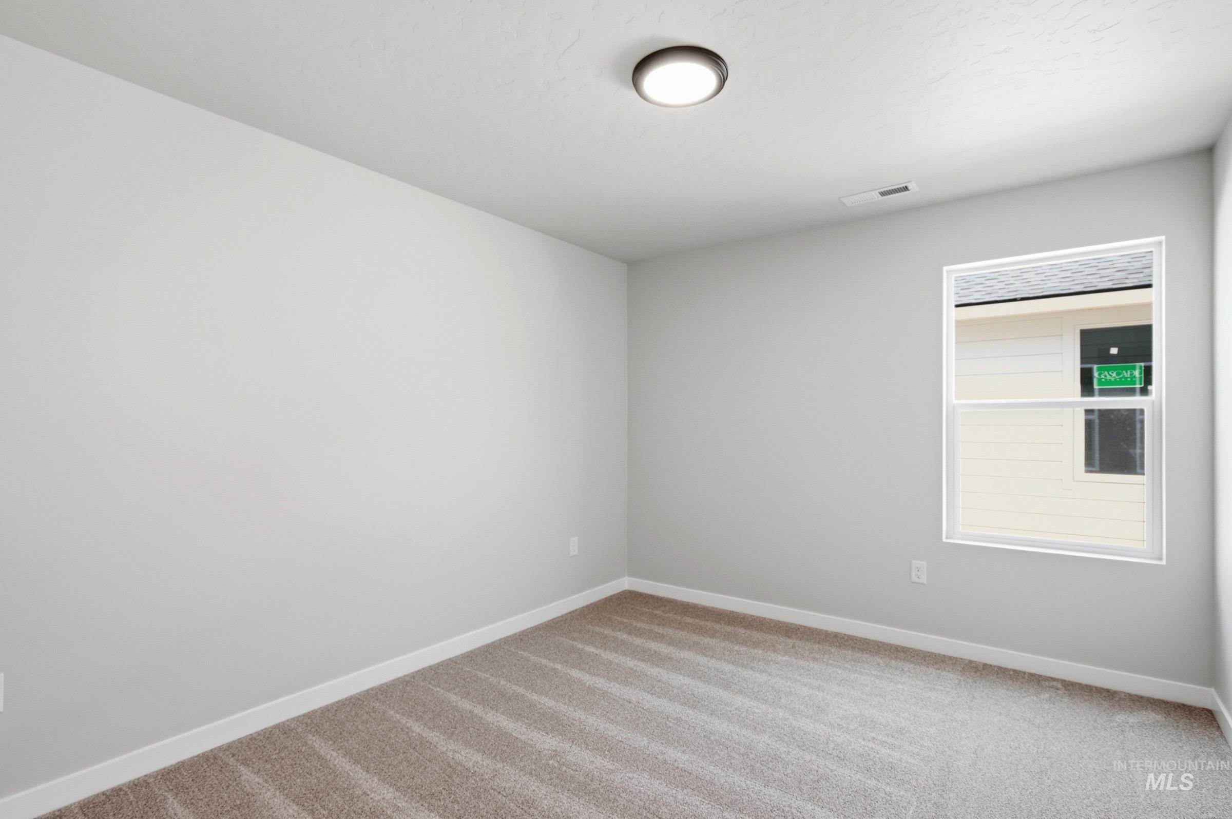 6704 W Plateau Creek Dr, Meridian, Idaho 83646, 3 Bedrooms, 2 Bathrooms, Residential For Sale, Price $449,990,MLS 98978561