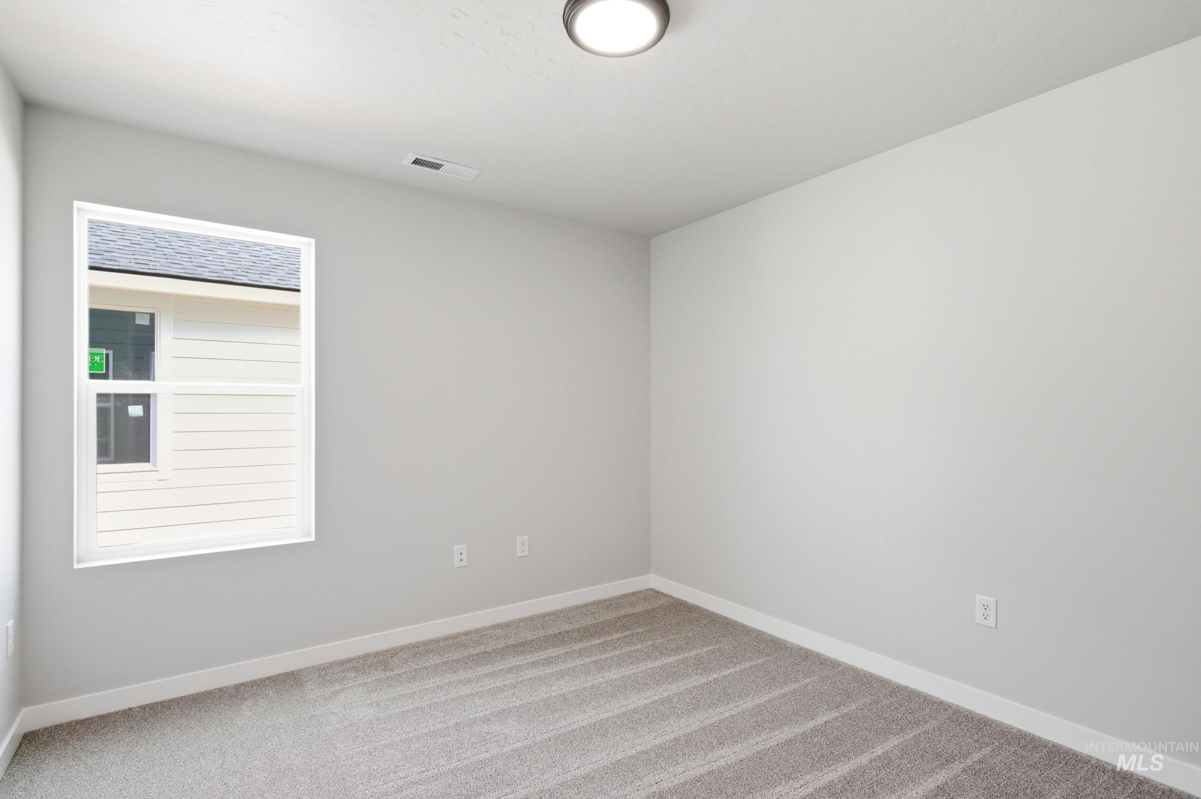 6704 W Plateau Creek Dr, Meridian, Idaho 83646, 3 Bedrooms, 2 Bathrooms, Residential For Sale, Price $449,990,MLS 98978561