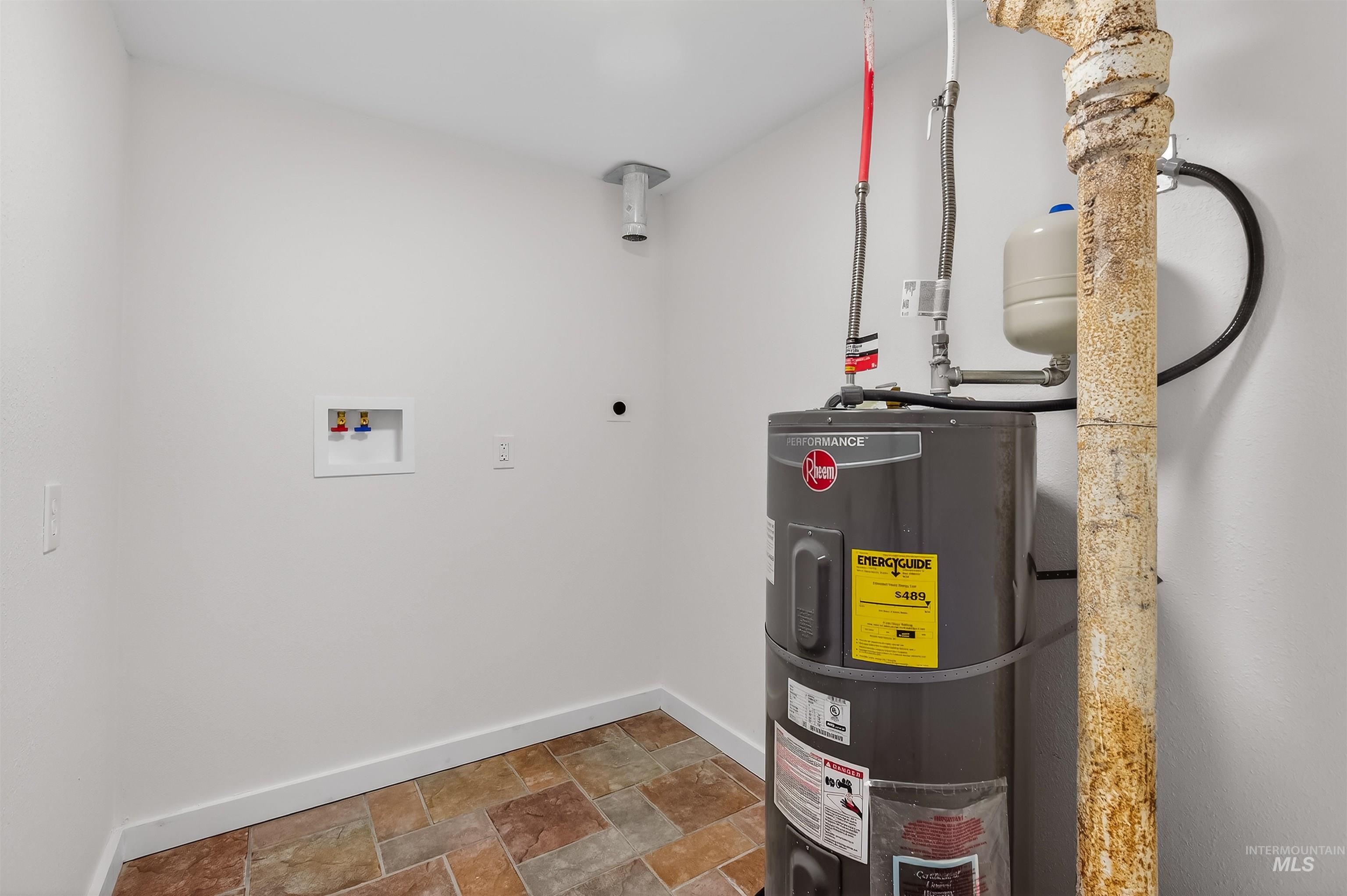 134 S A Street, Orofino, Idaho 83544, 3 Bedrooms, 2 Bathrooms, Residential For Sale, Price $337,000, 98978562