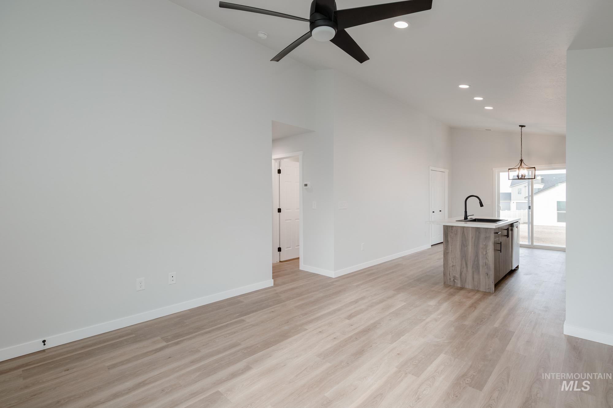 7095 E Shields Dr, Nampa, Idaho 83687, 3 Bedrooms, 2 Bathrooms, Residential For Sale, Price $394,990, 98978565