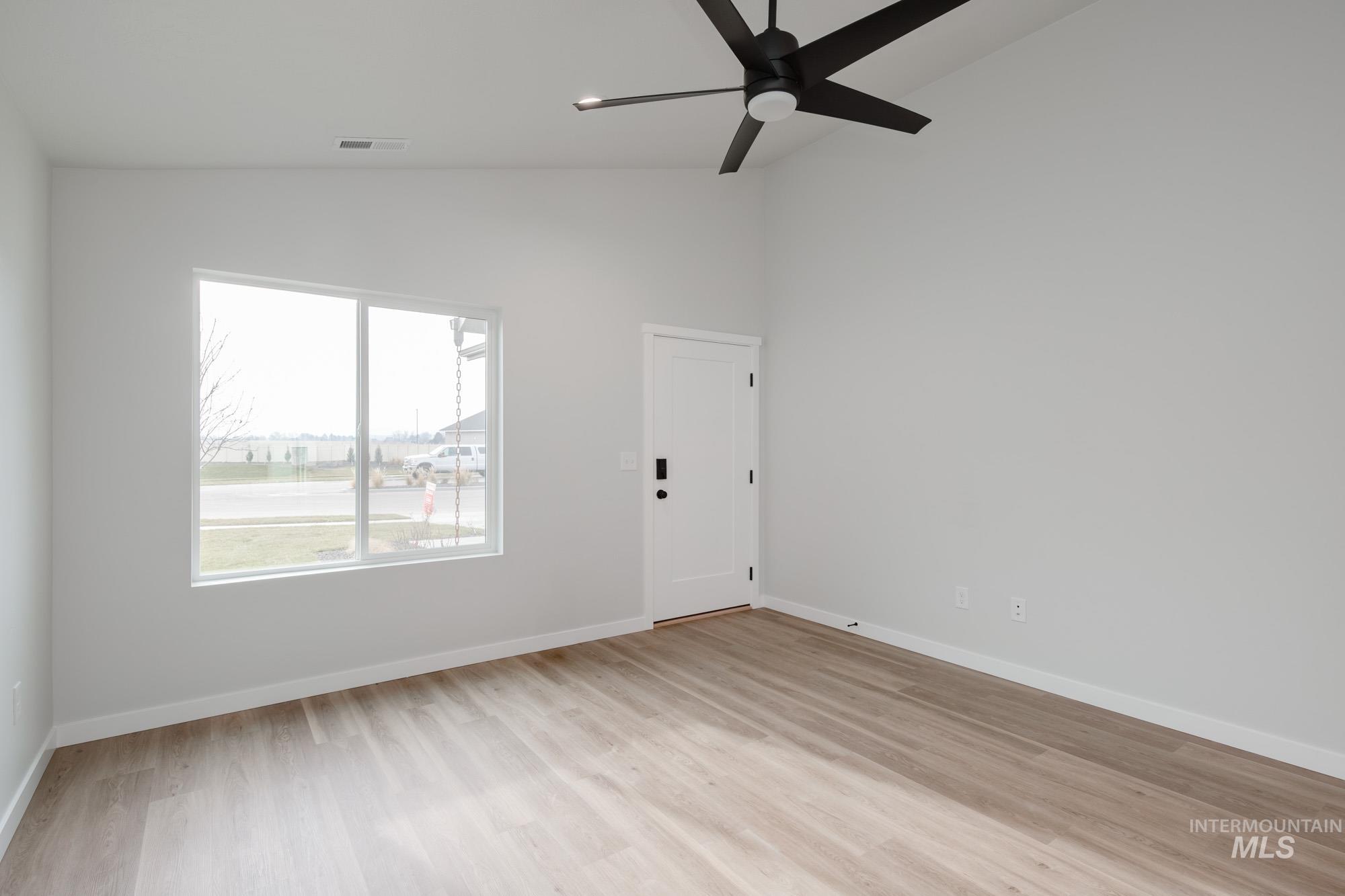 7095 E Shields Dr, Nampa, Idaho 83687, 3 Bedrooms, 2 Bathrooms, Residential For Sale, Price $394,990, 98978565