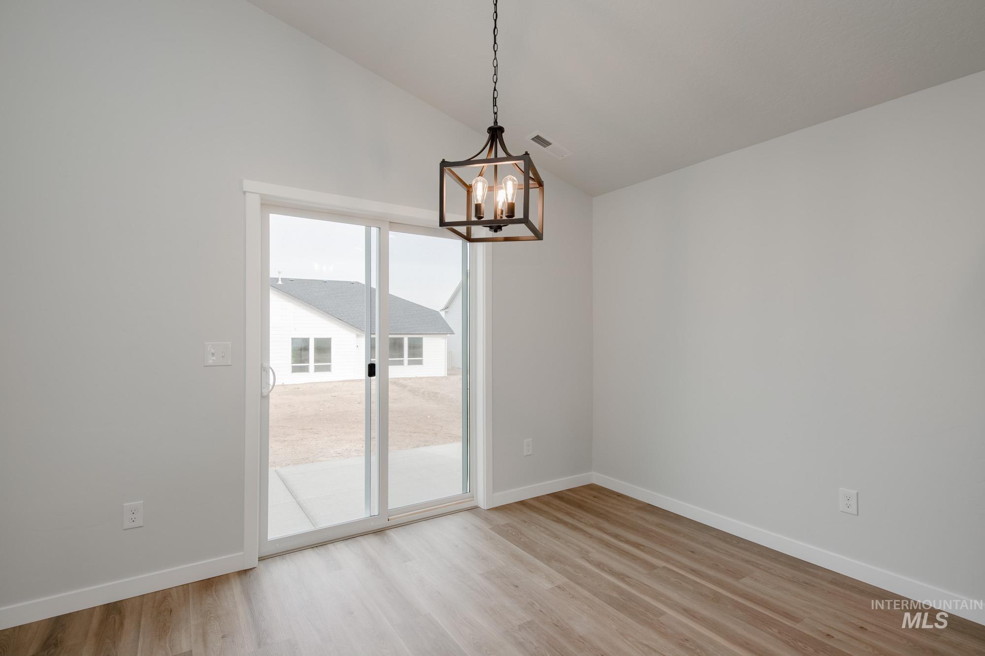 7095 E Shields Dr, Nampa, Idaho 83687, 3 Bedrooms, 2 Bathrooms, Residential For Sale, Price $394,990, 98978565