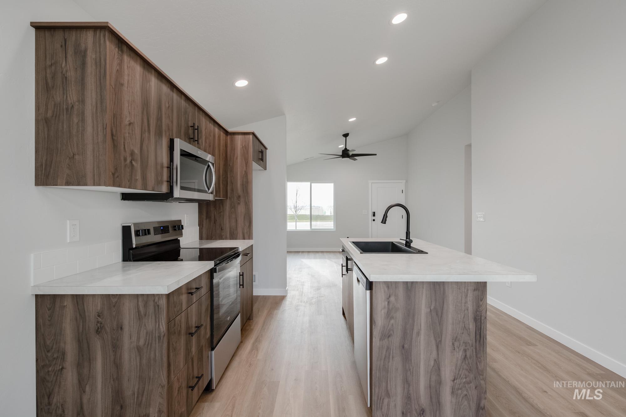 7095 E Shields Dr, Nampa, Idaho 83687, 3 Bedrooms, 2 Bathrooms, Residential For Sale, Price $394,990, 98978565