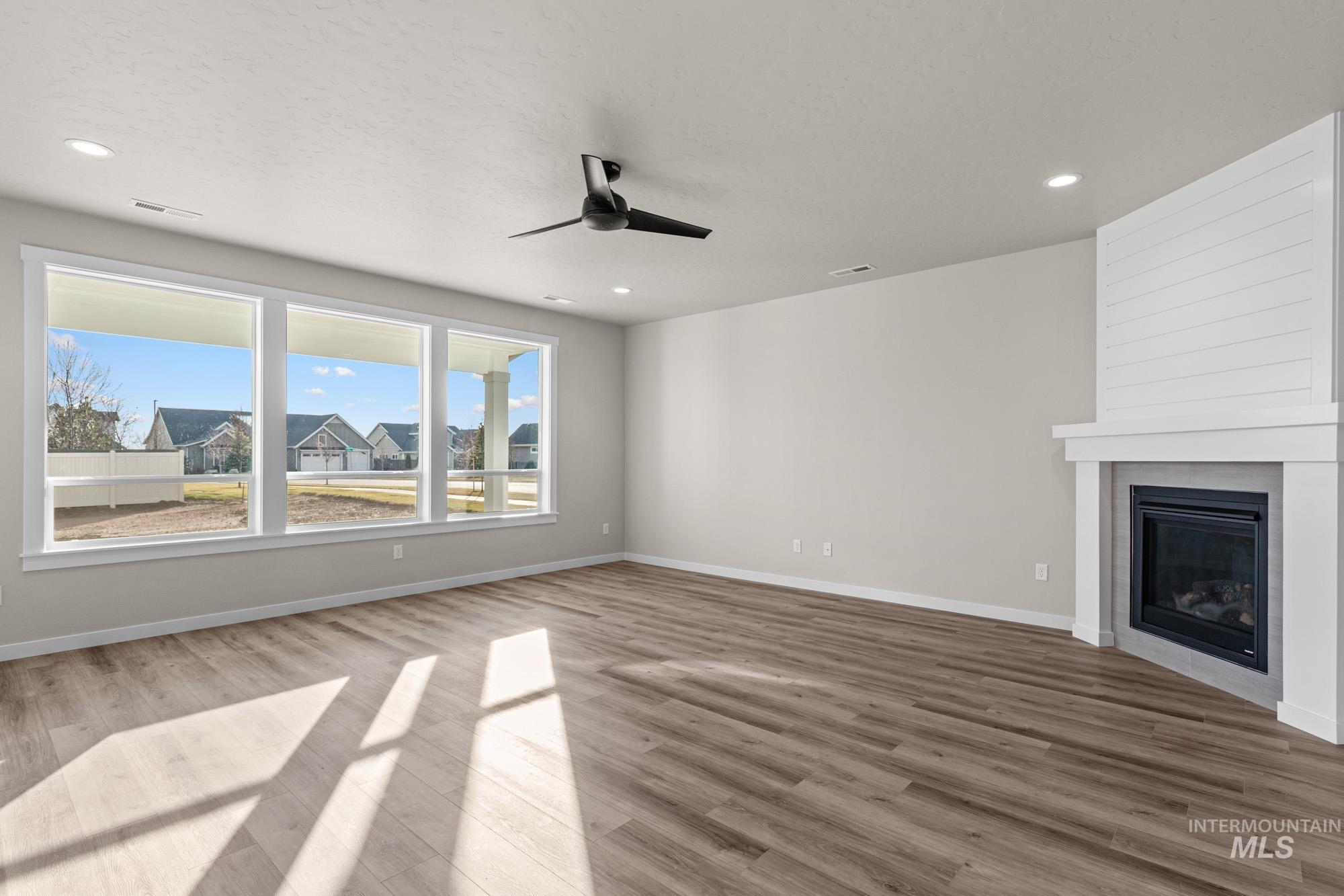 3884 W Piscina Dr, Meridian, Idaho 83642, 4 Bedrooms, 3.5 Bathrooms, Residential For Sale, Price $634,990, 98978571