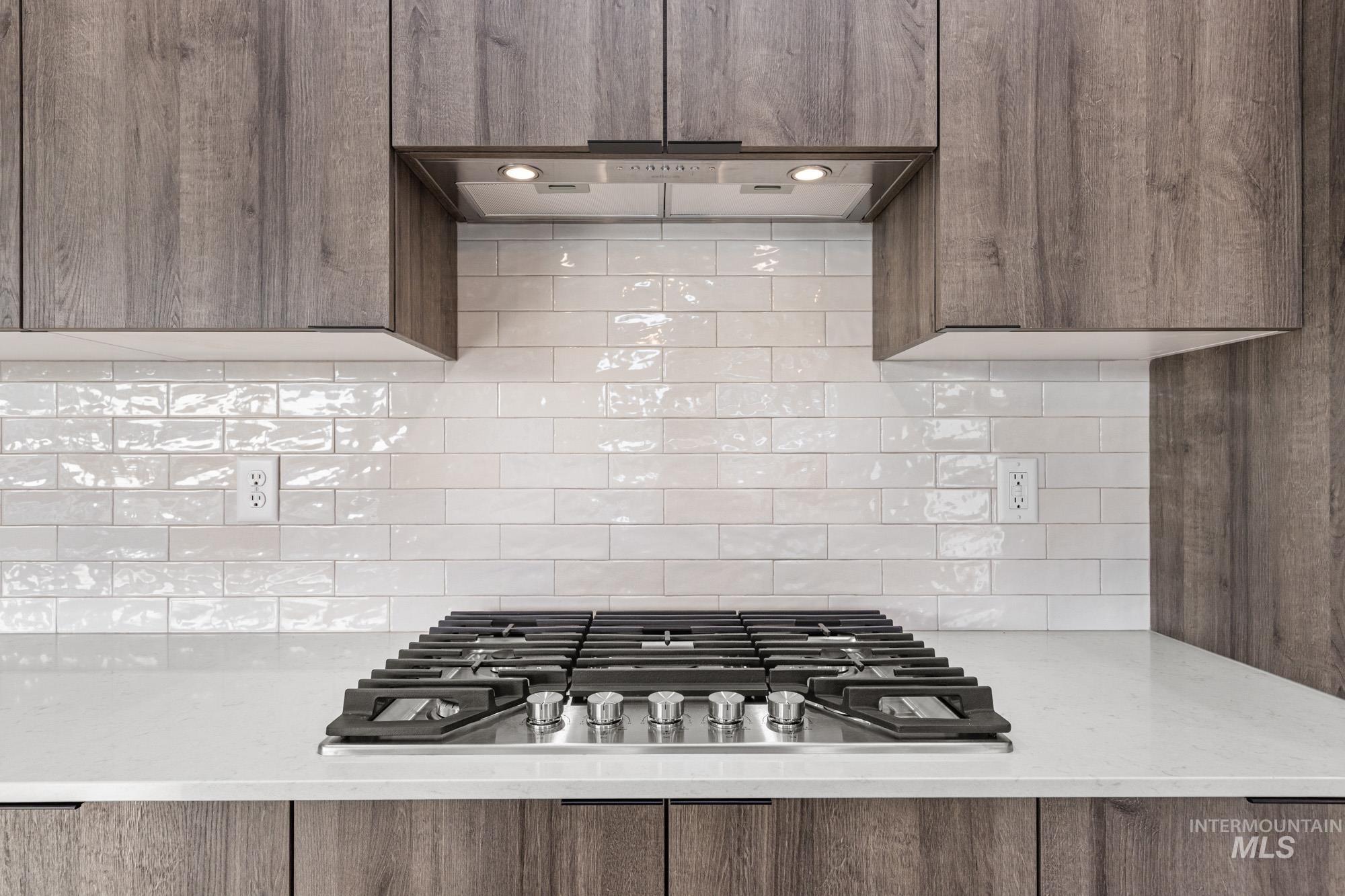 3884 W Piscina Dr, Meridian, Idaho 83642, 4 Bedrooms, 3.5 Bathrooms, Residential For Sale, Price $634,990, 98978571