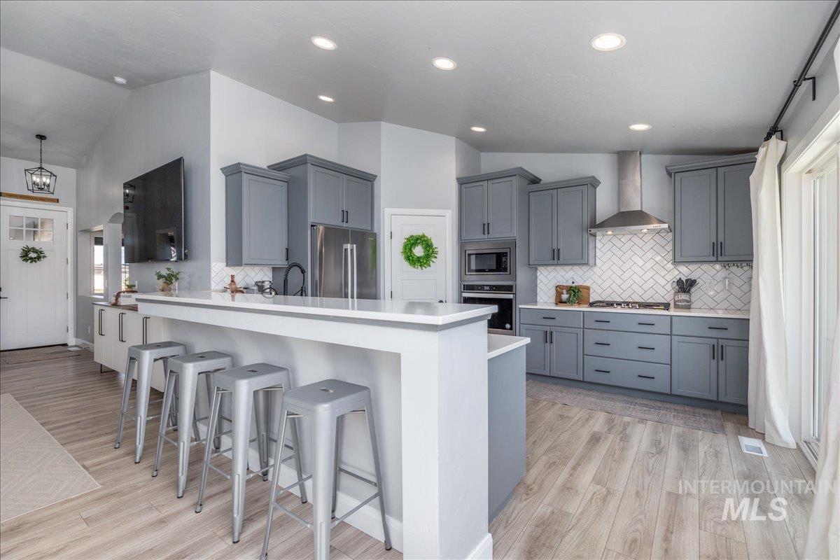 5825 W Daphne Dr, Meridian, Idaho 83646, 4 Bedrooms, 2 Bathrooms, Residential For Sale, Price $499,900, 98978573